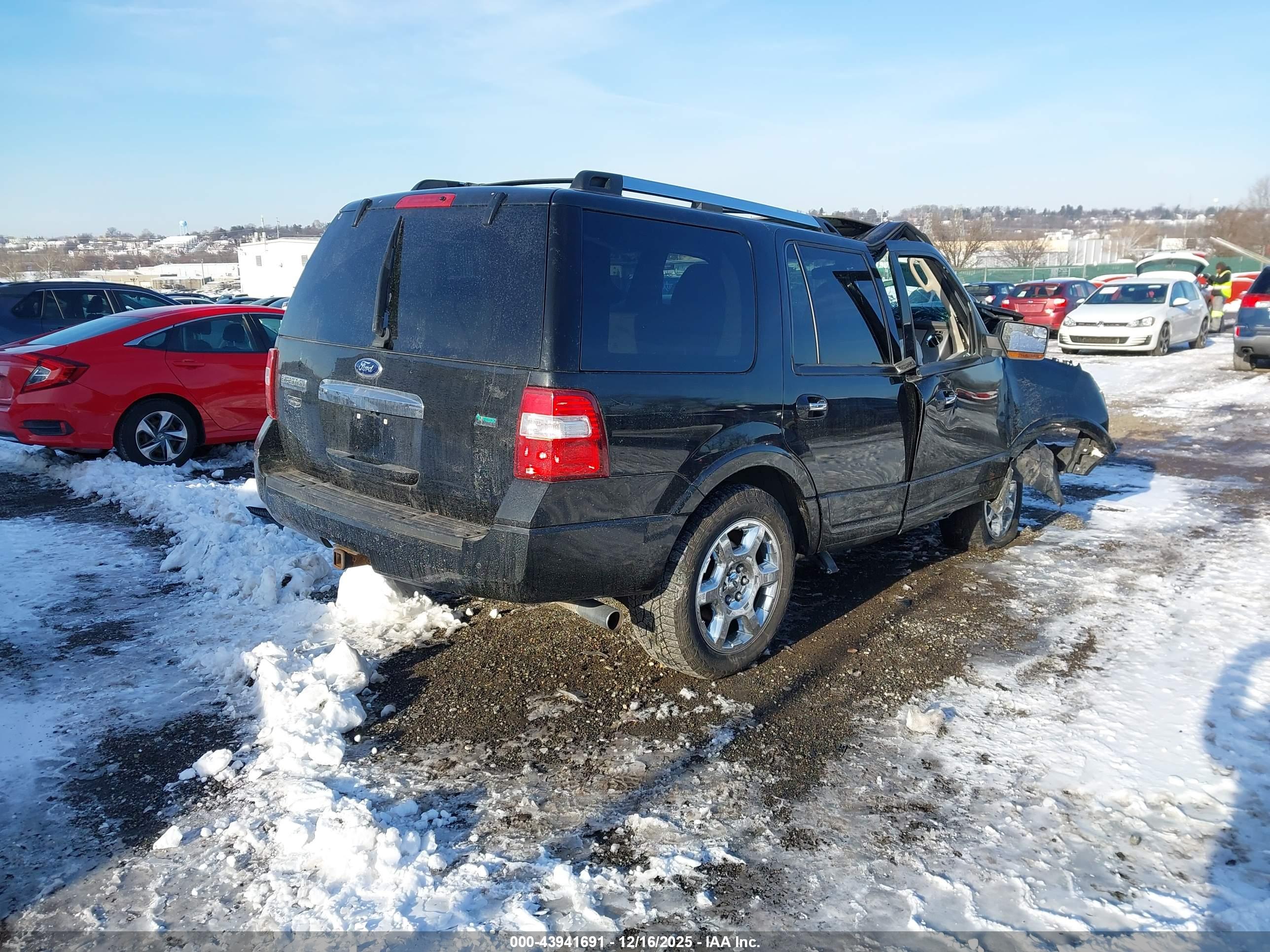 FORD EXPEDITION image 4