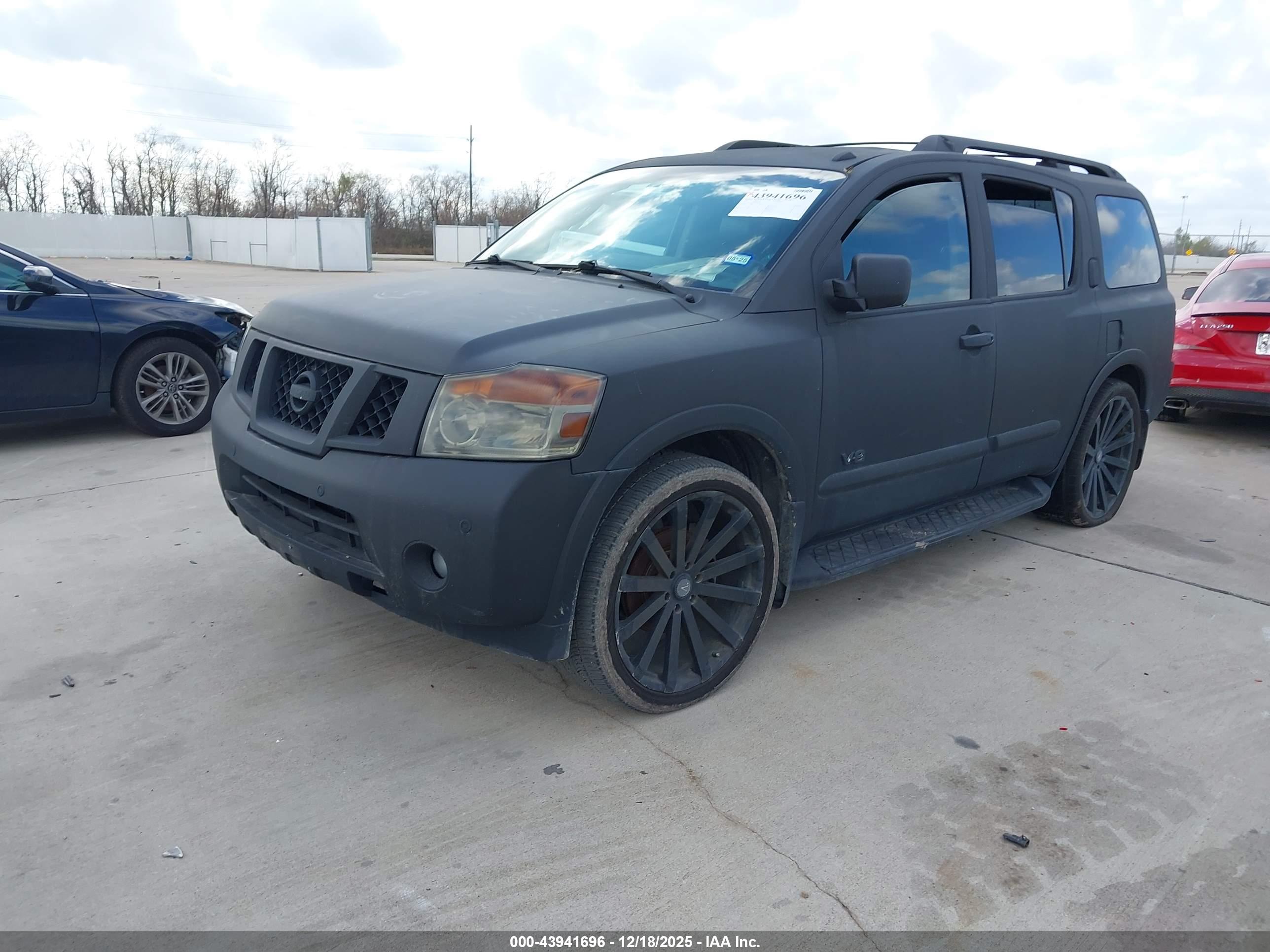 NISSAN ARMADA image 2