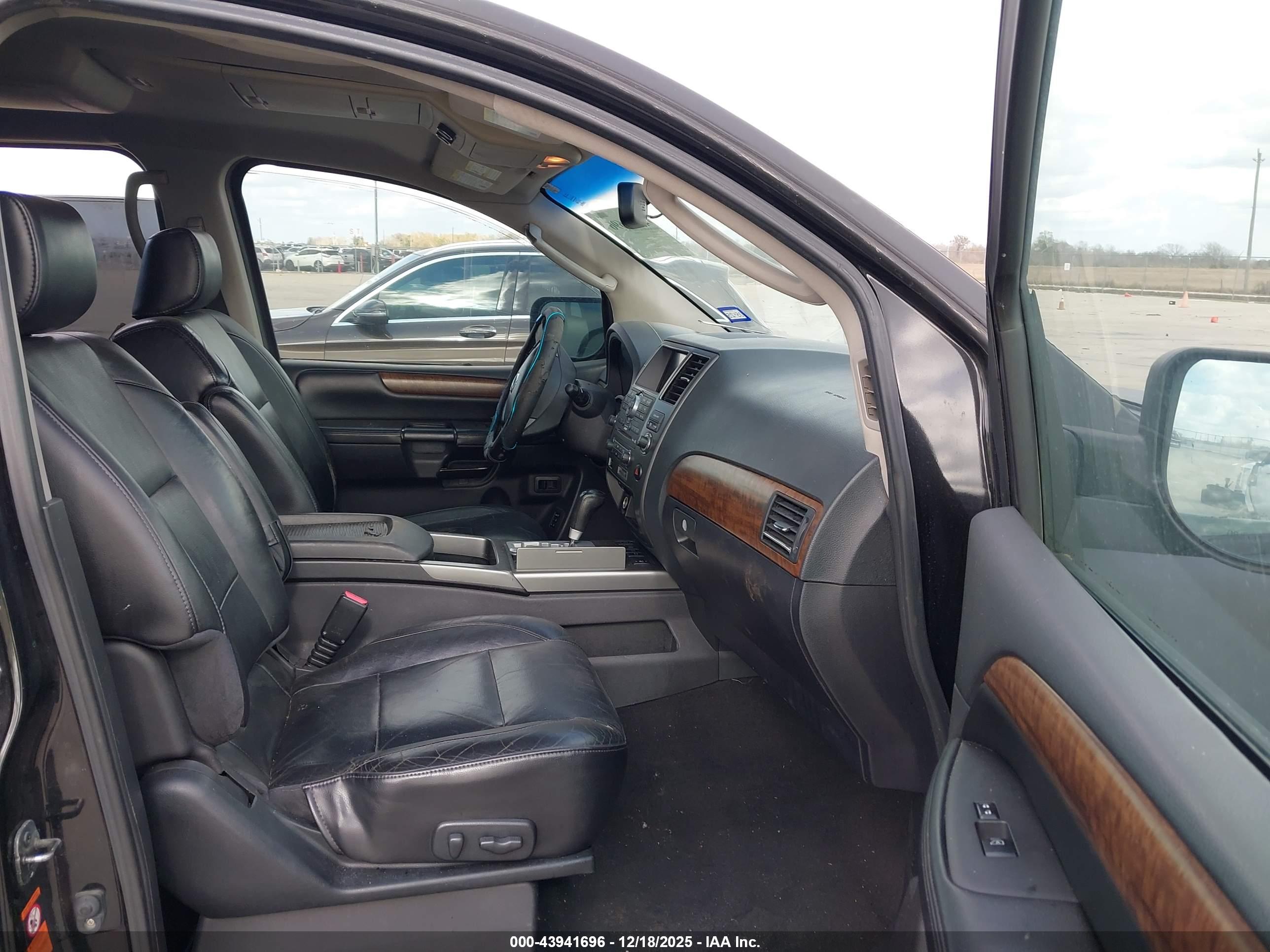 NISSAN ARMADA image 5