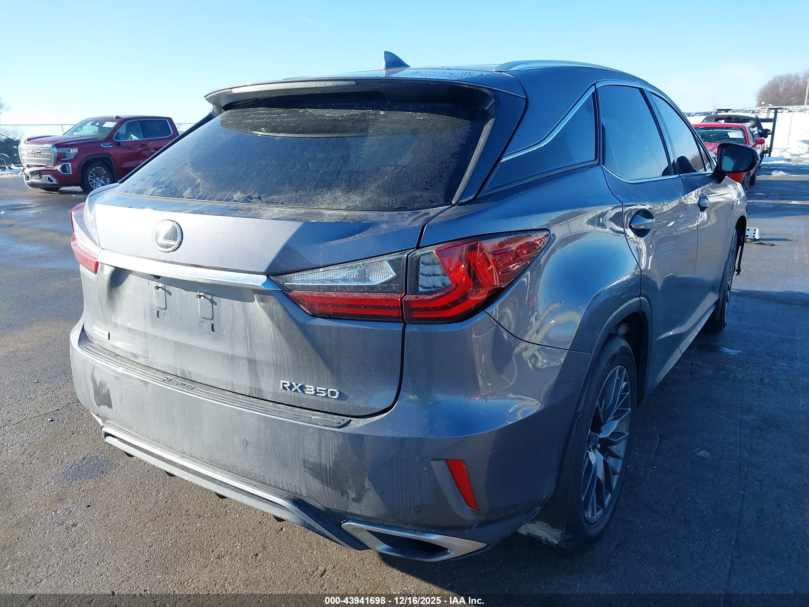 LEXUS RX image 4