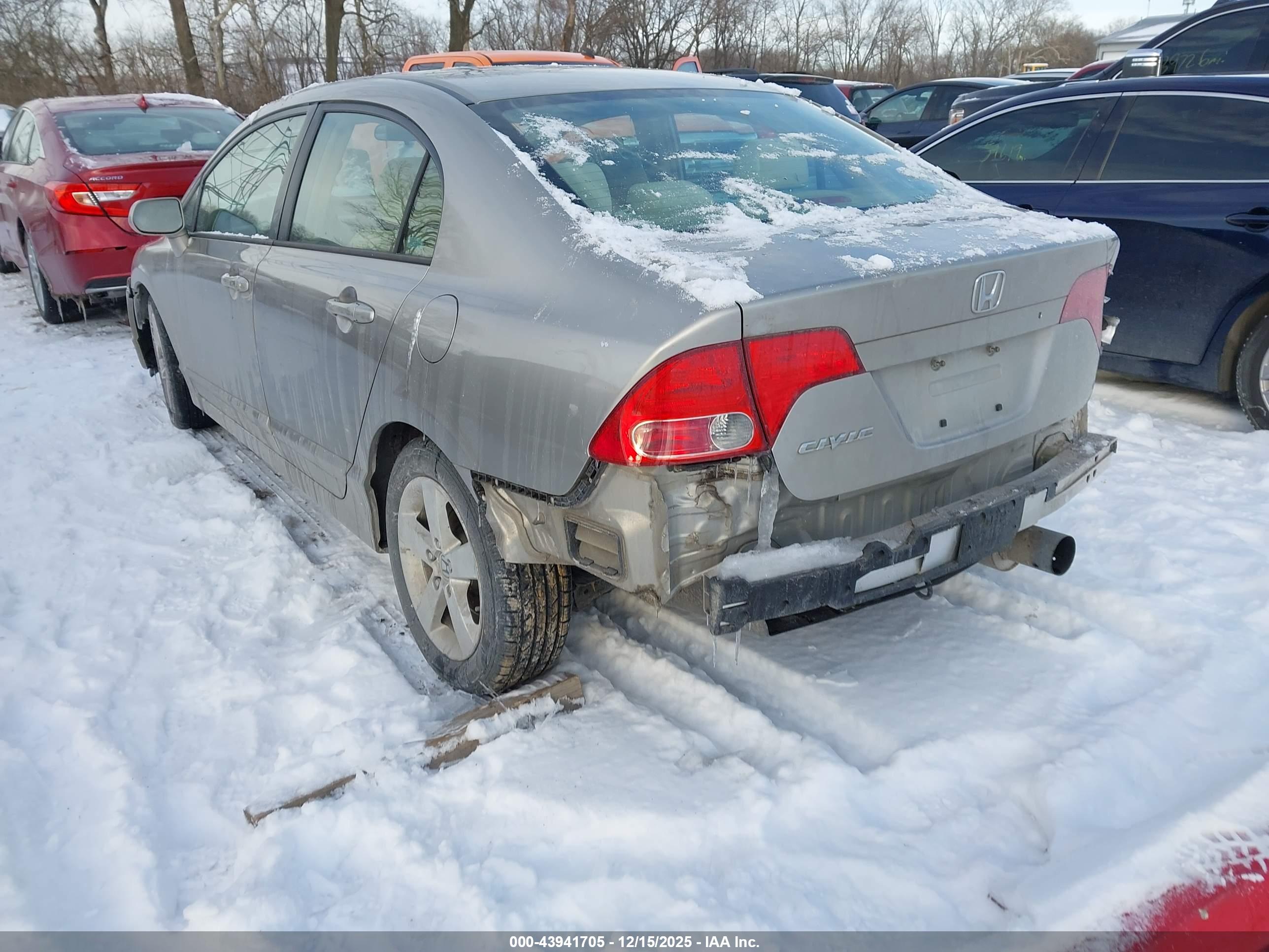 HONDA CIVIC image 3
