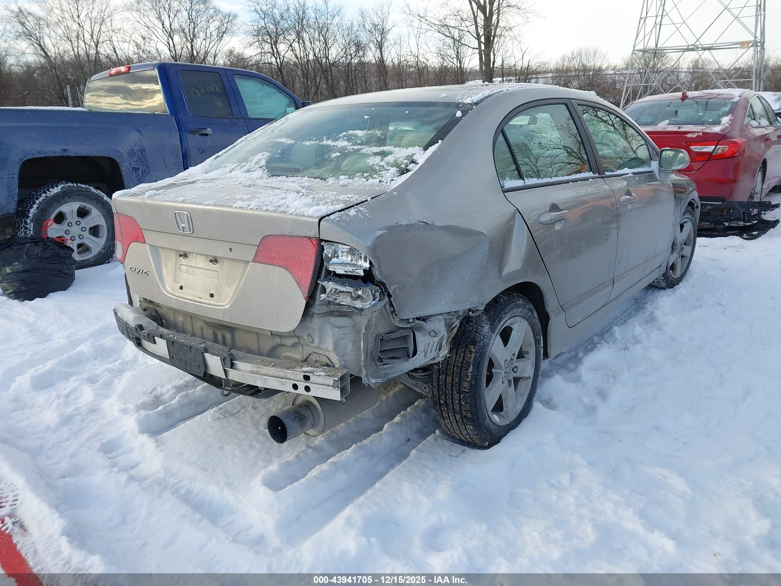 HONDA CIVIC image 4