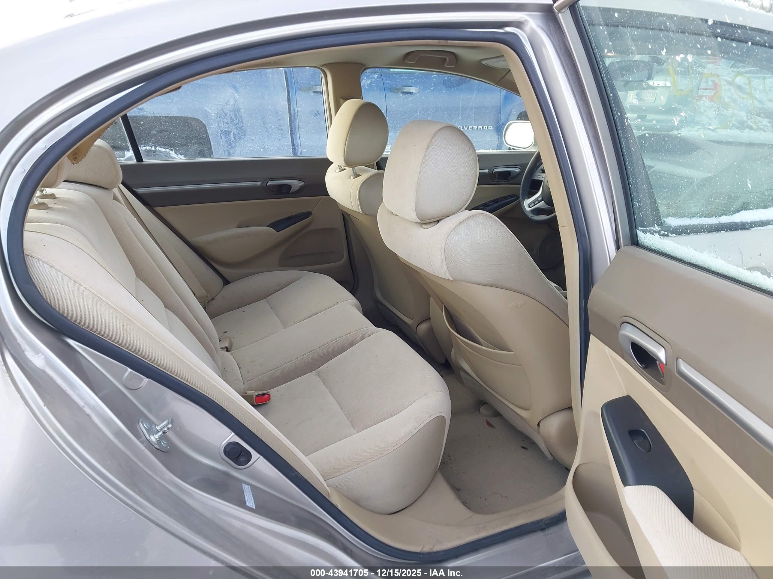 HONDA CIVIC image 8