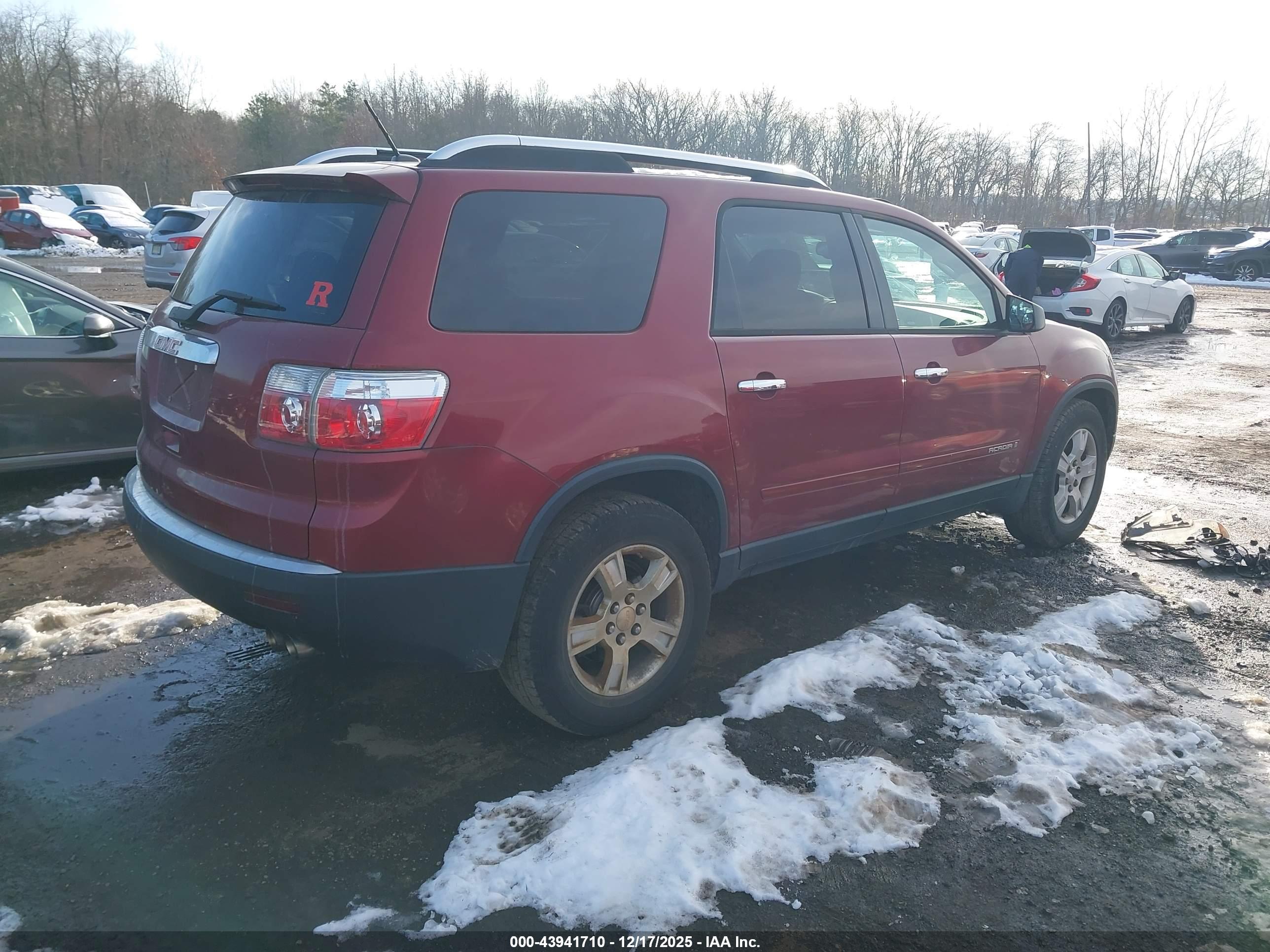 GMC ACADIA image 4