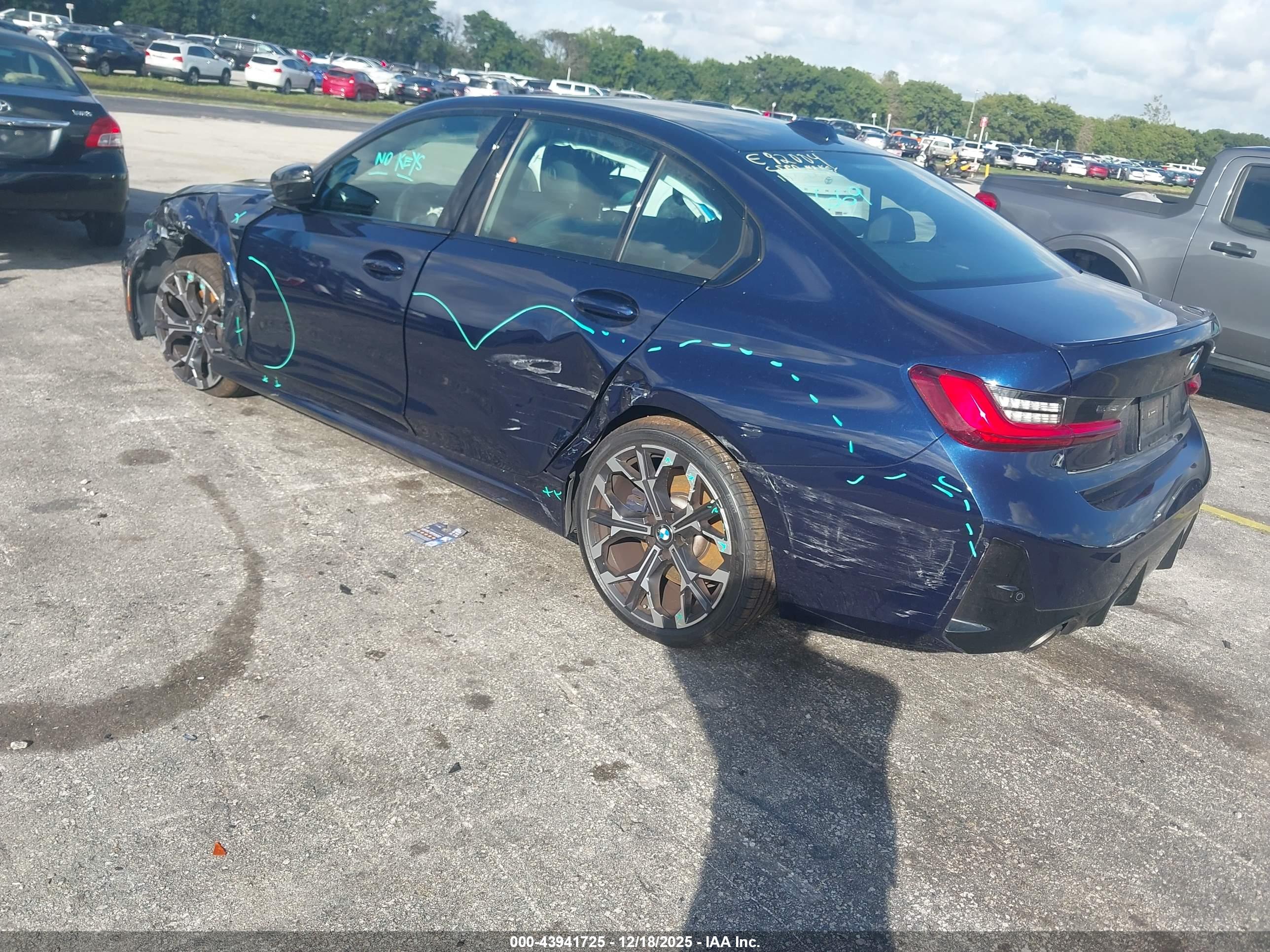 BMW 330I image 3