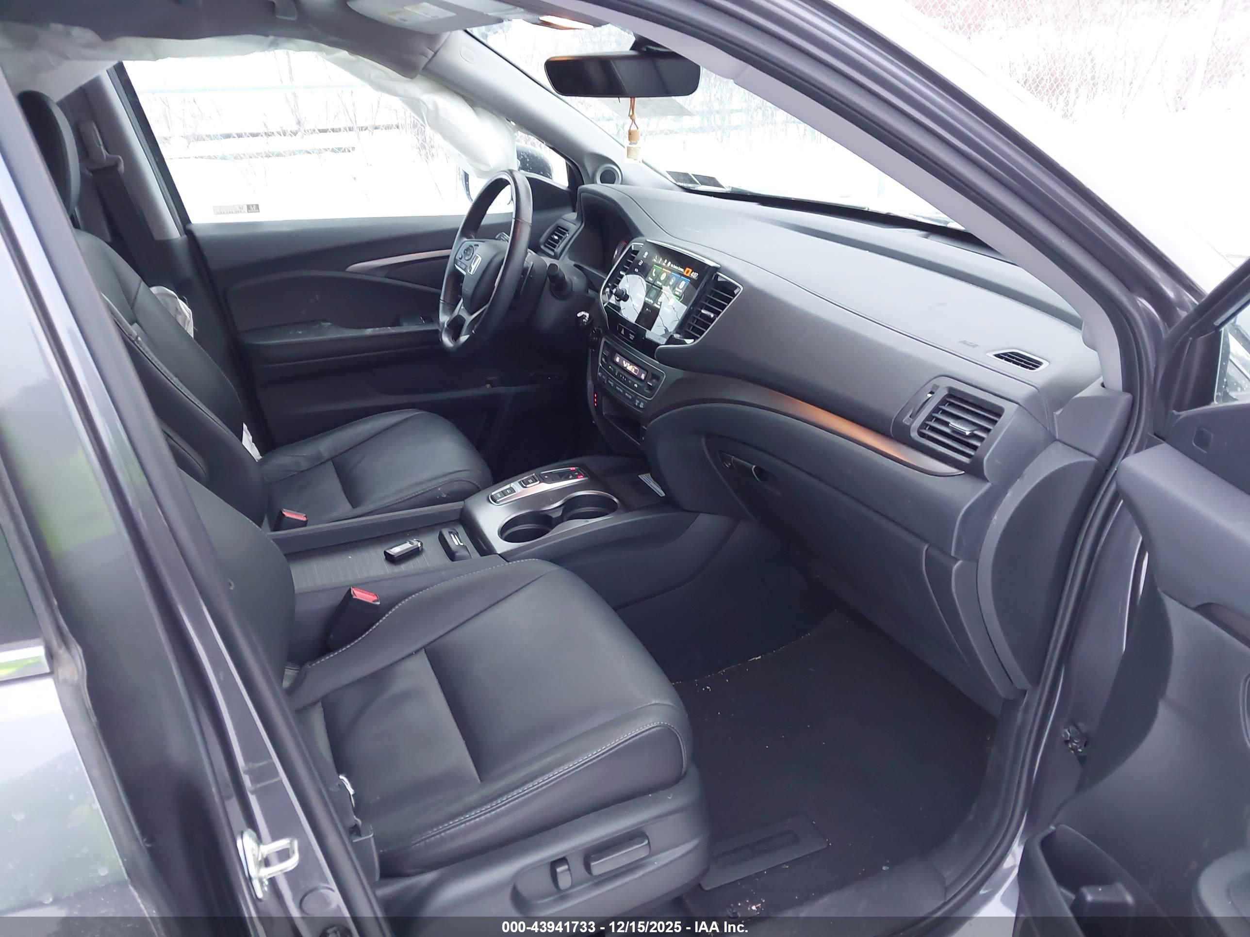HONDA PILOT image 5