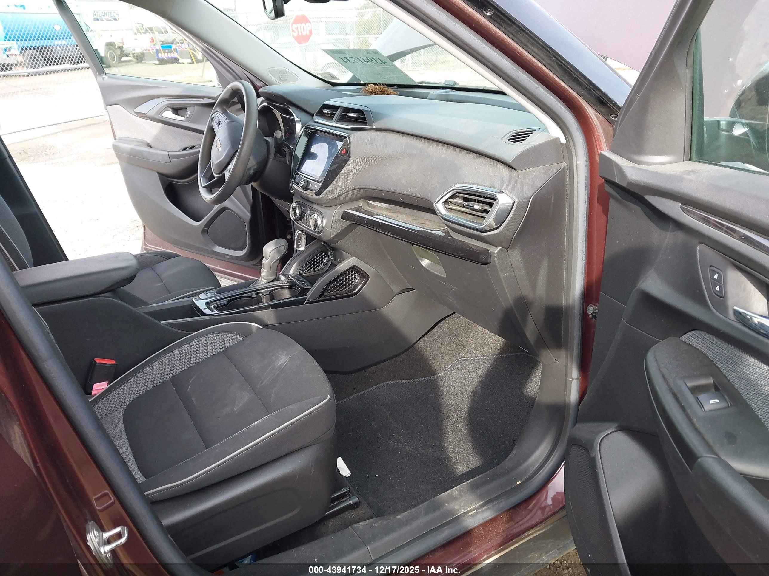 CHEVROLET TRAILBLAZER image 5