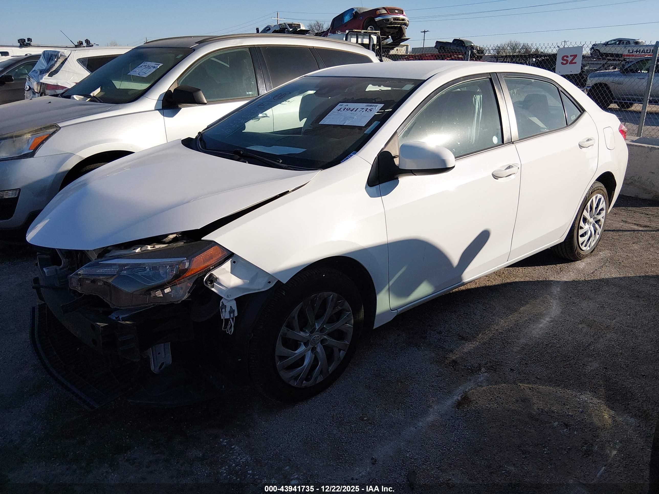 TOYOTA COROLLA image 2