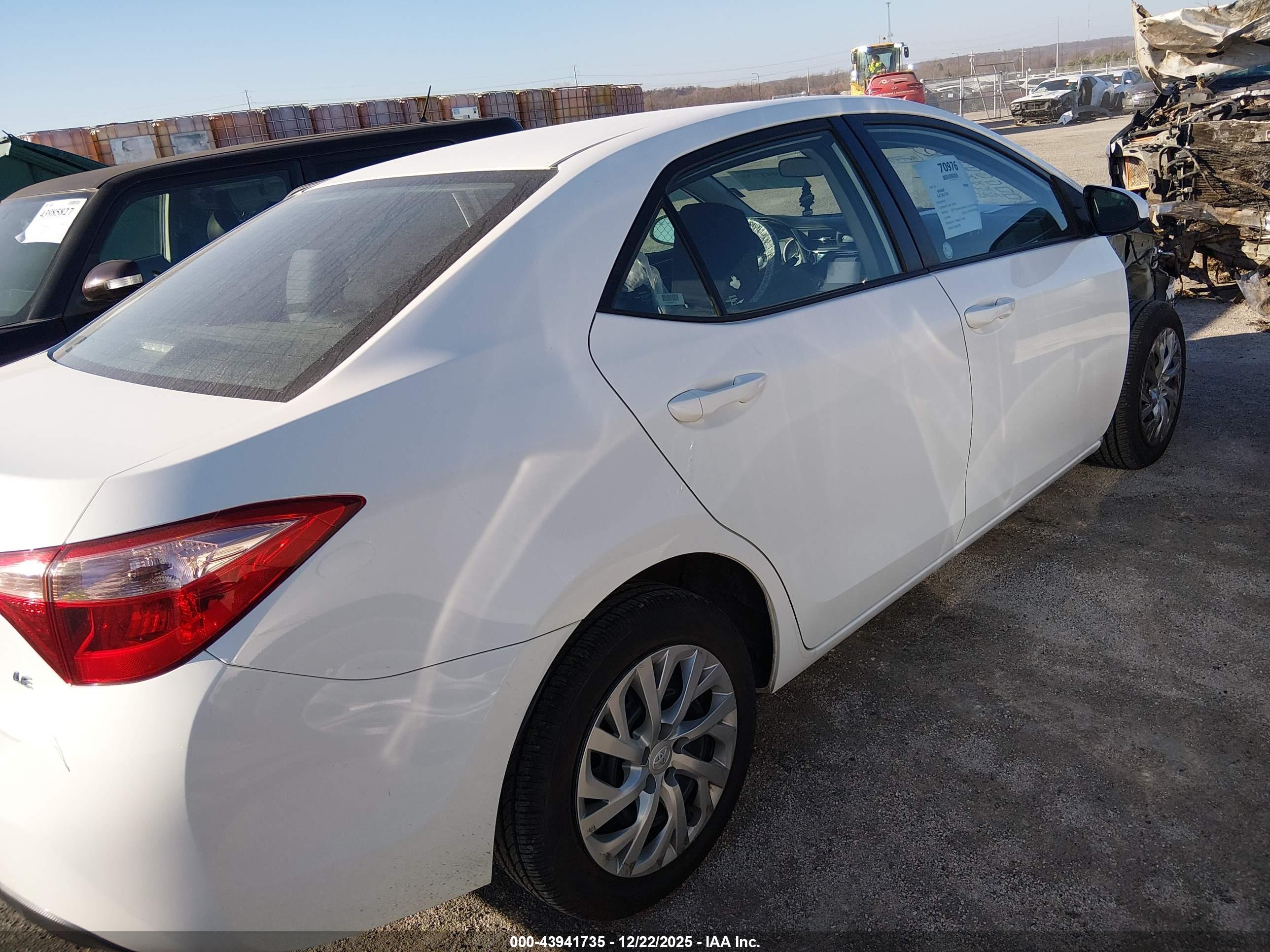 TOYOTA COROLLA image 4