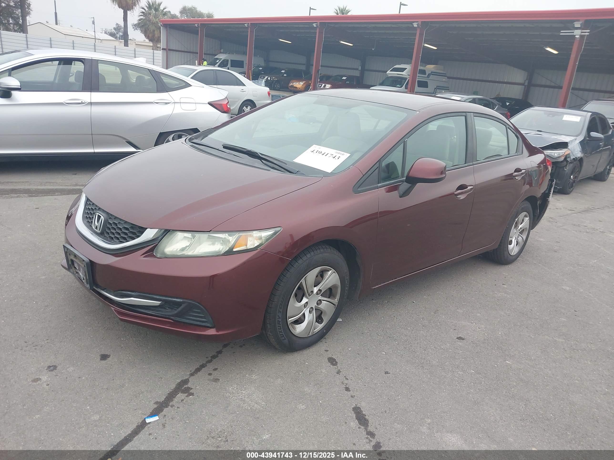 HONDA CIVIC image 2