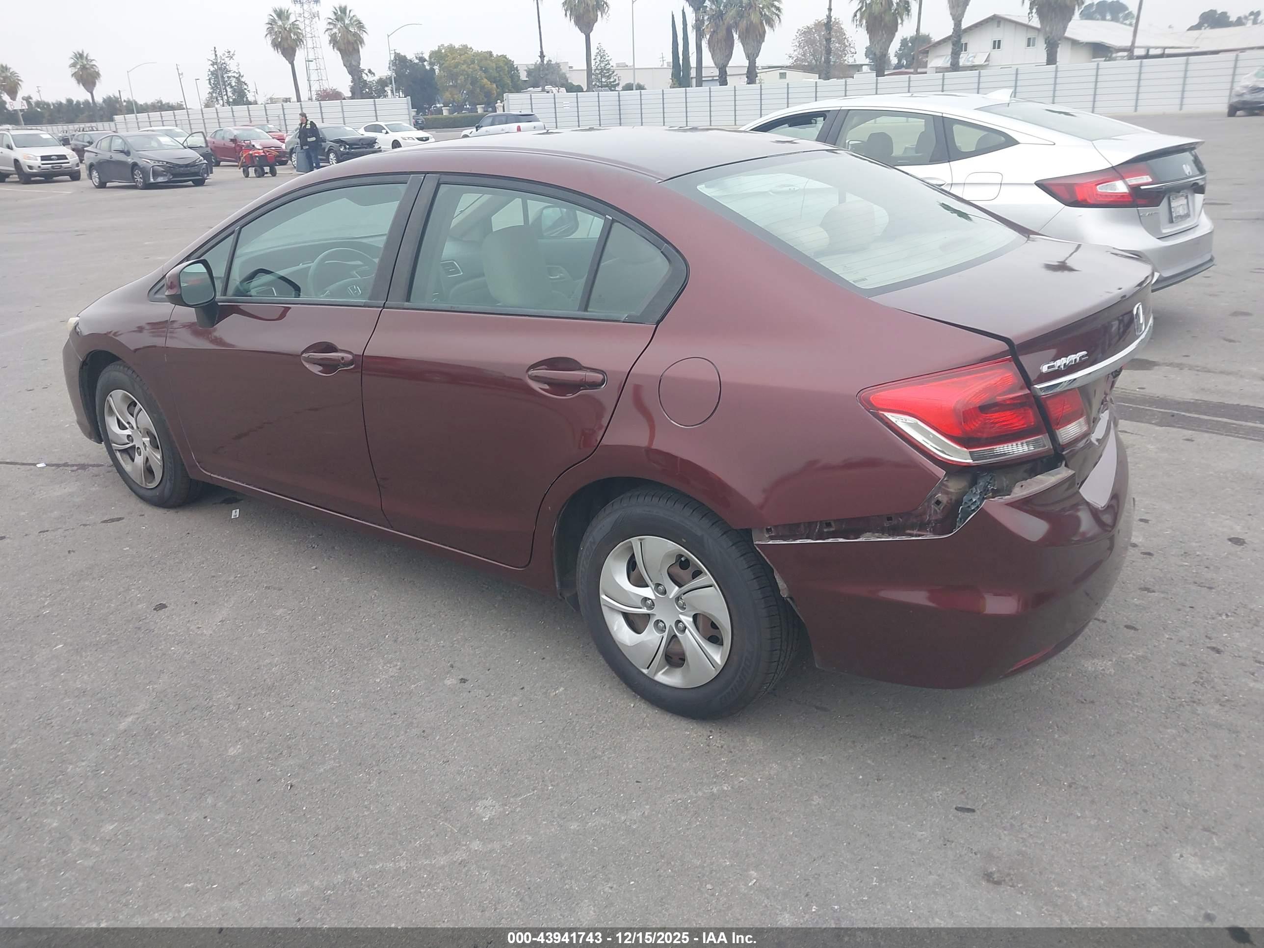 HONDA CIVIC image 3