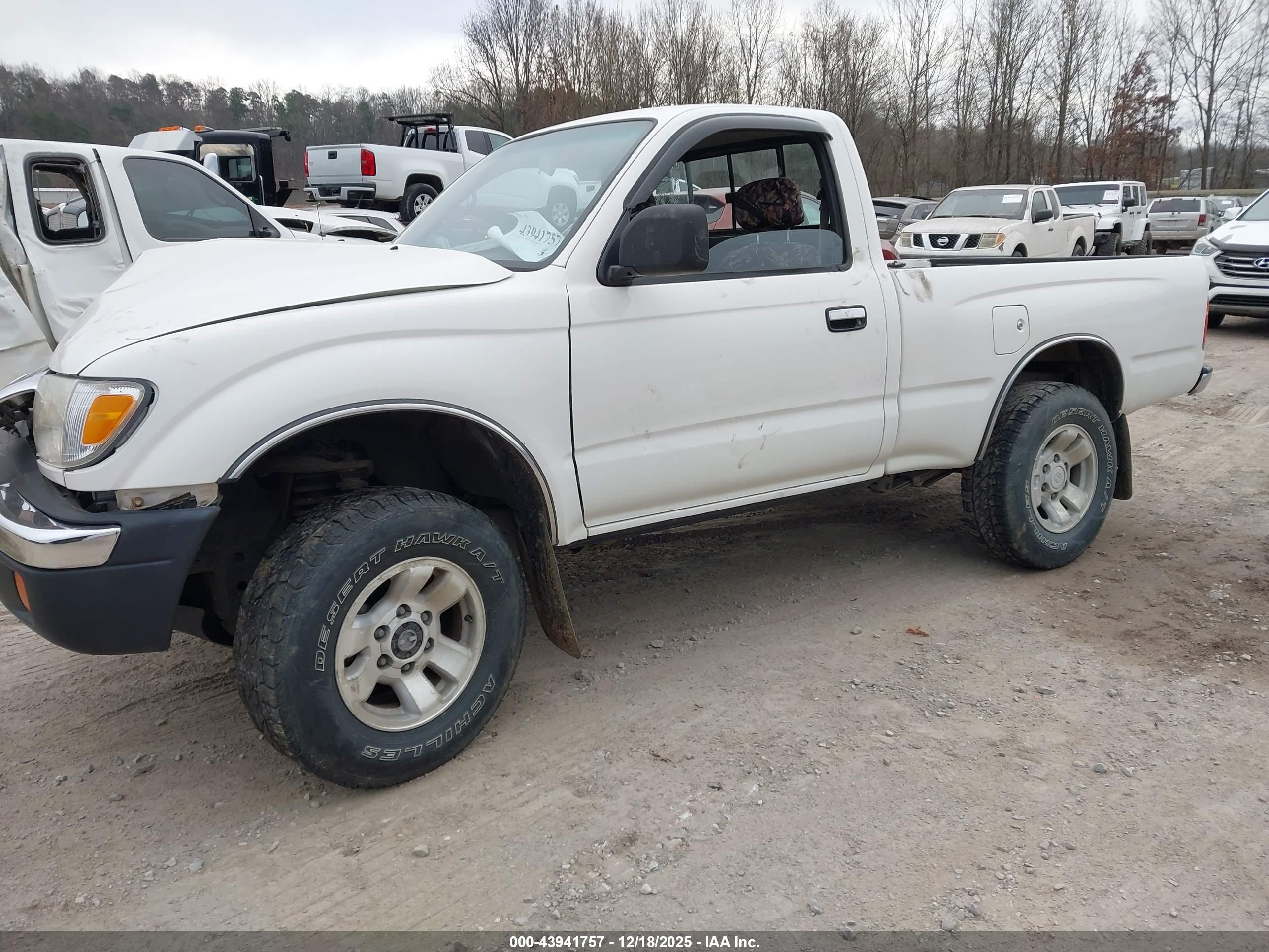 TOYOTA TACOMA image 2