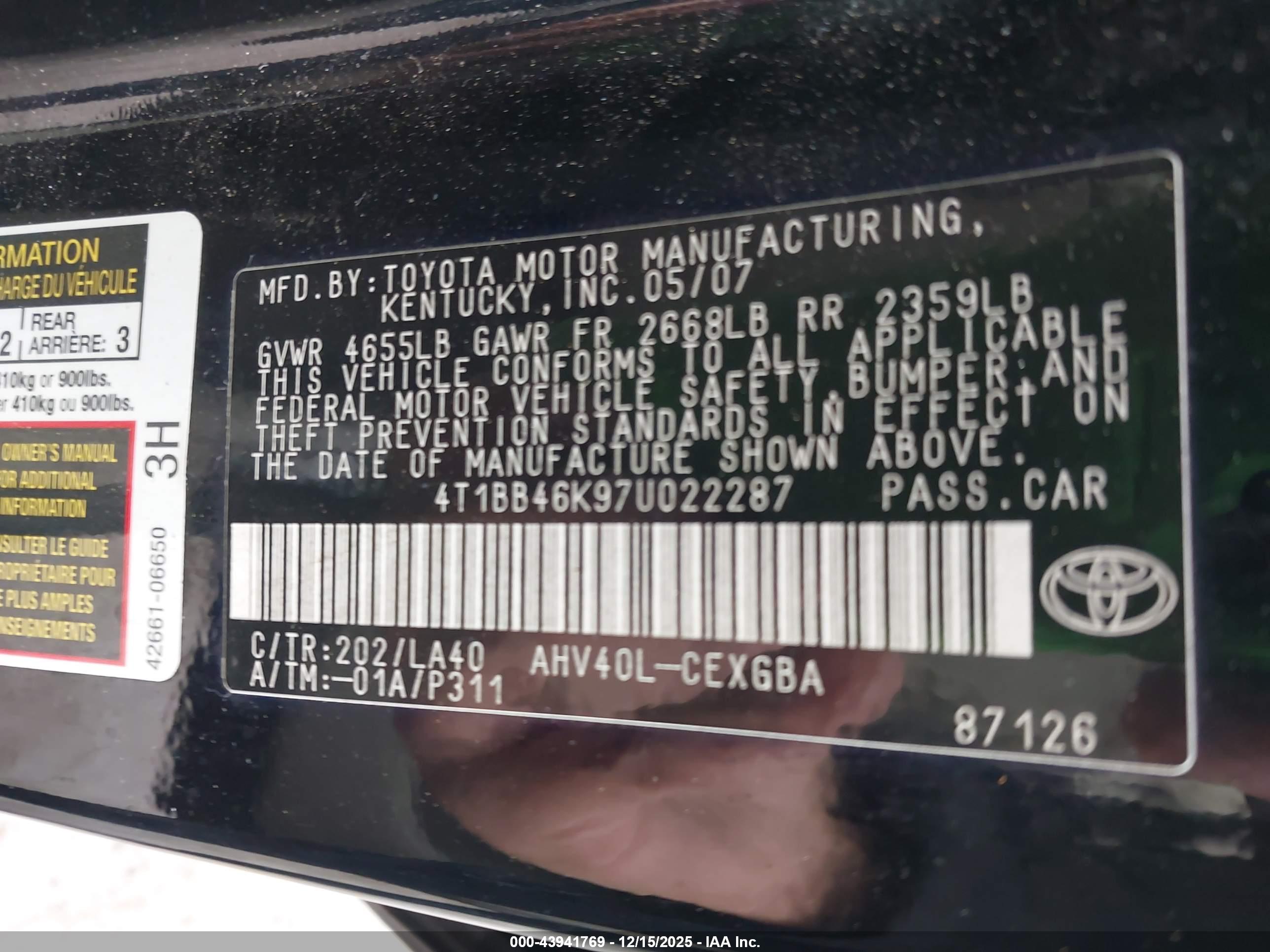TOYOTA CAMRY image 9