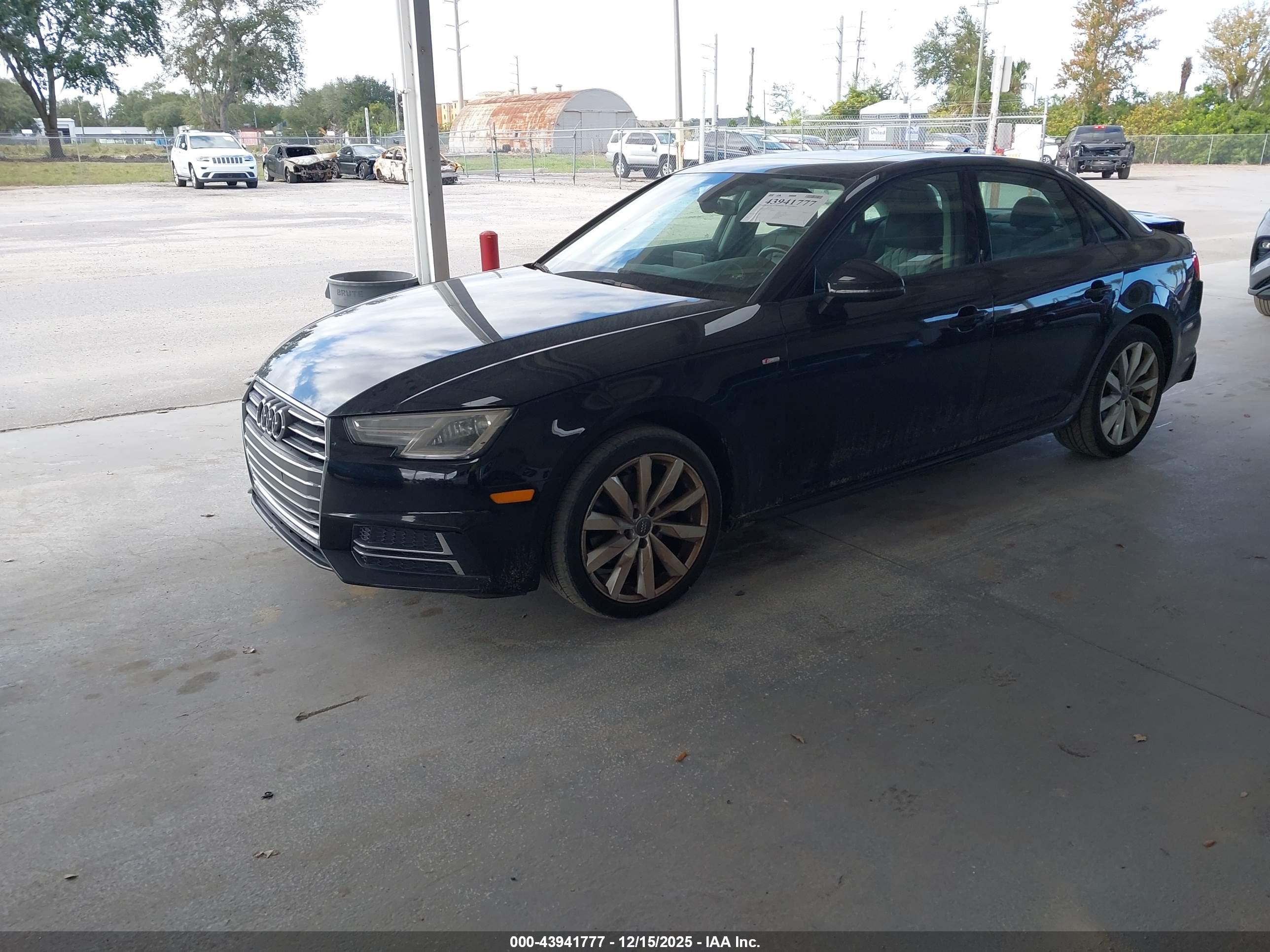 AUDI A4 image 2