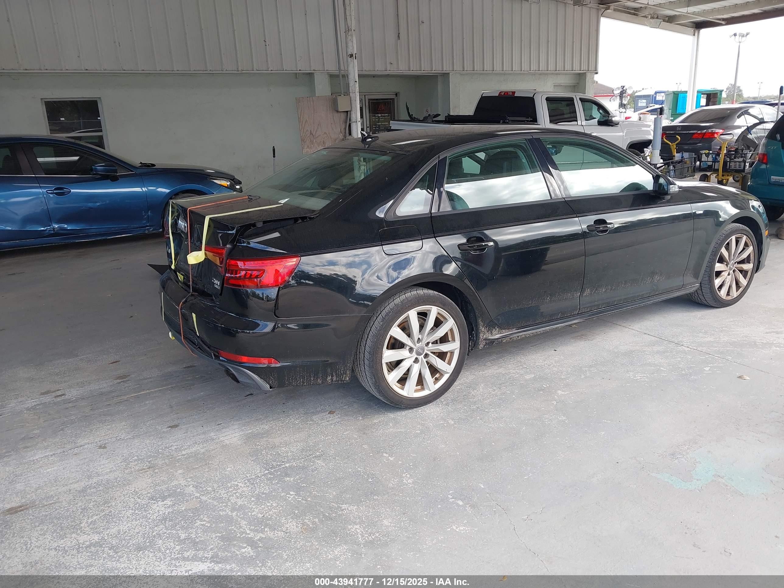 AUDI A4 image 4