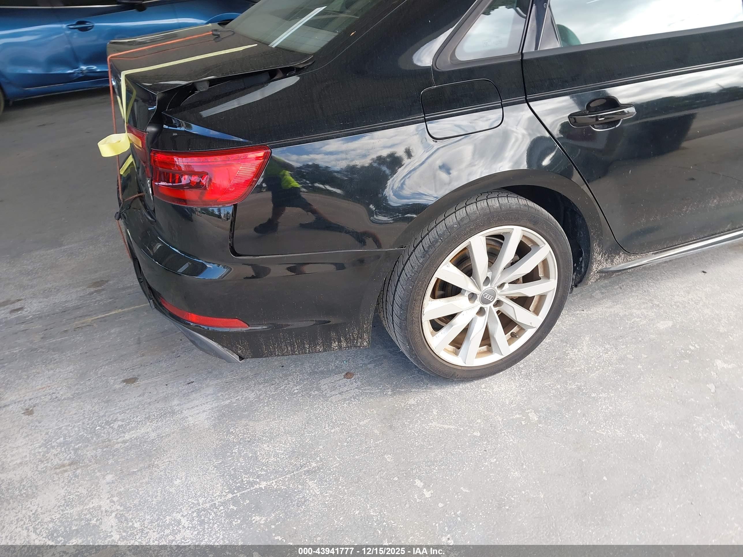 AUDI A4 image 6