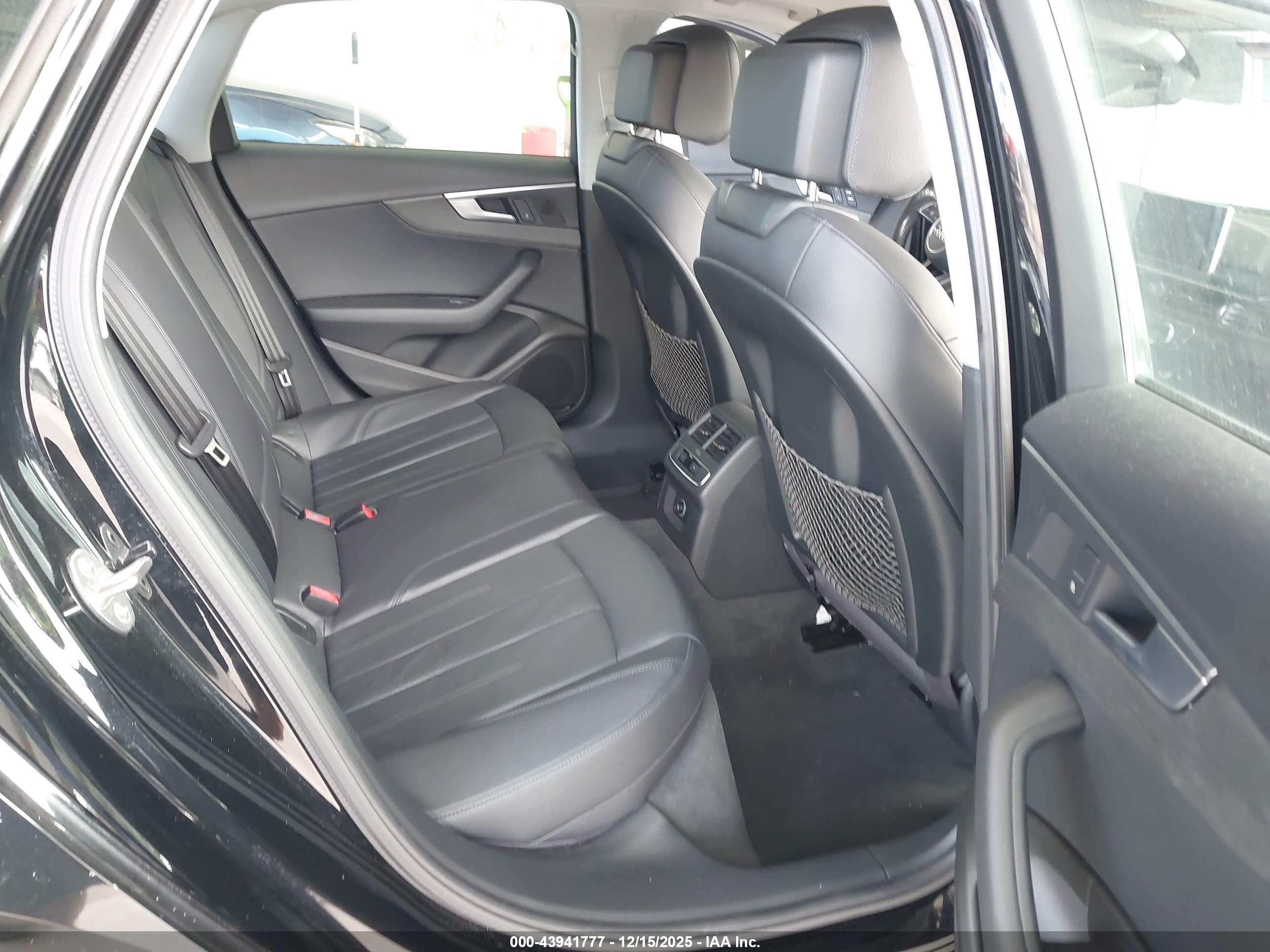 AUDI A4 image 8