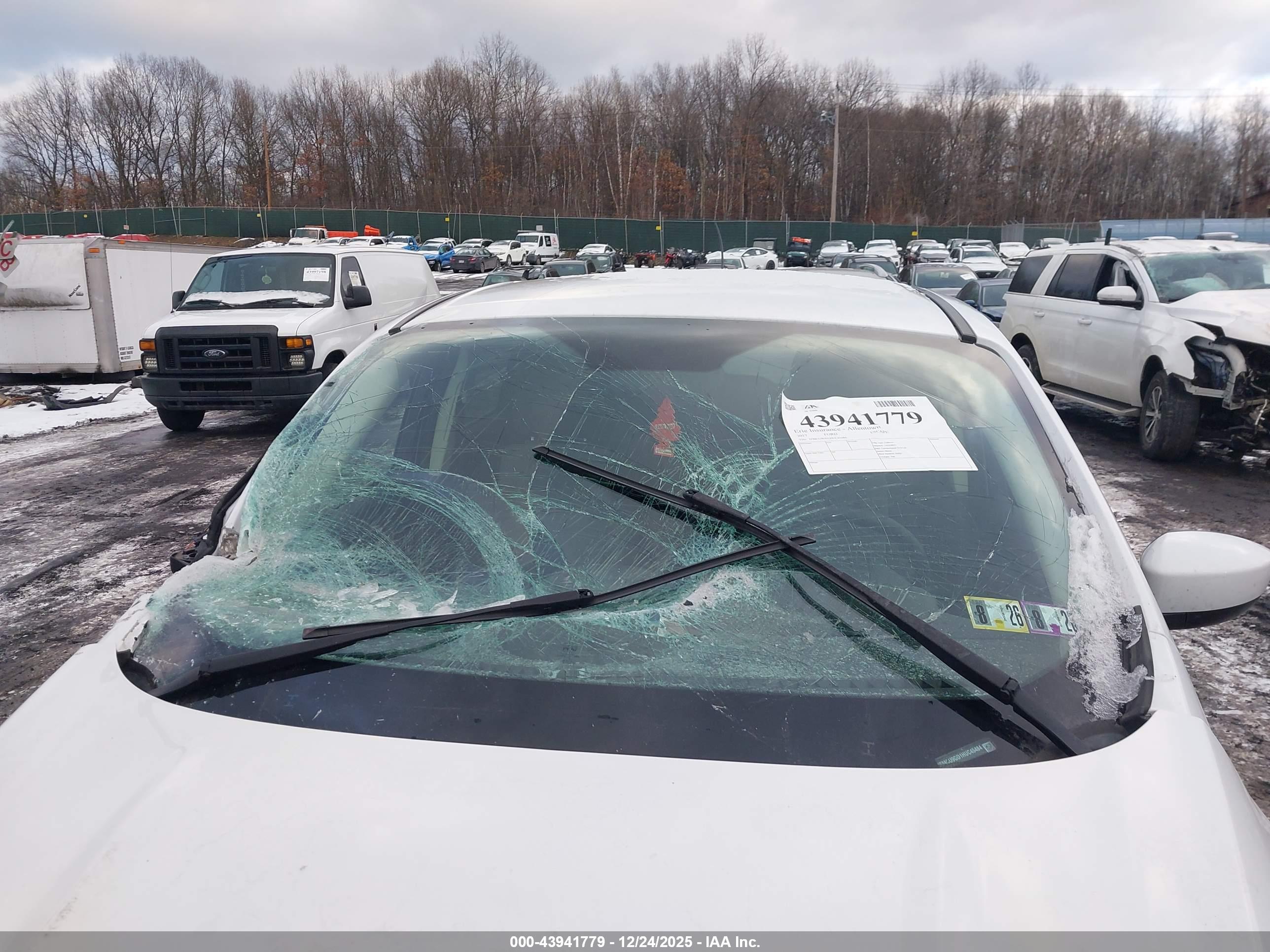 FORD ESCAPE image 6