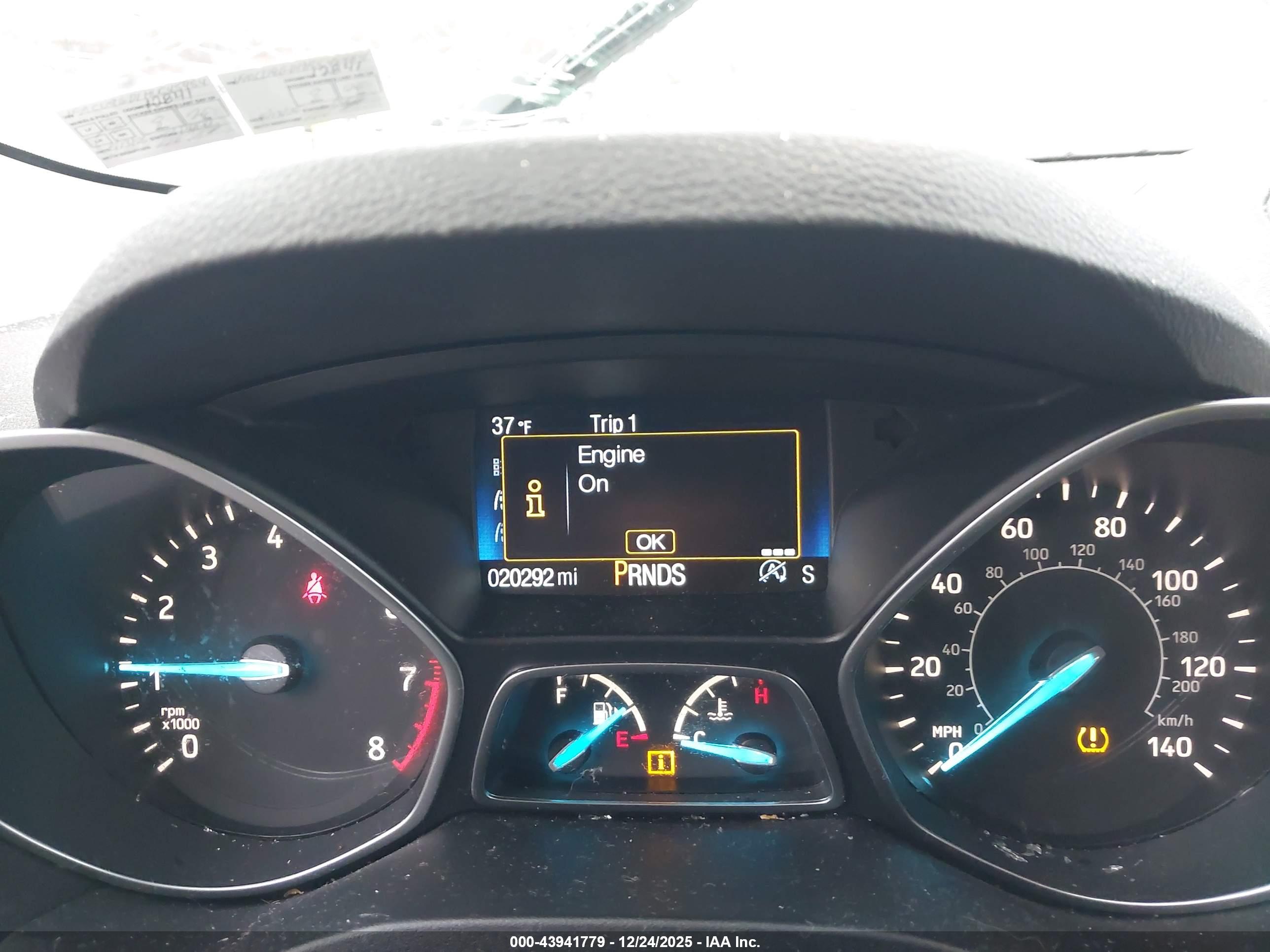 FORD ESCAPE image 7