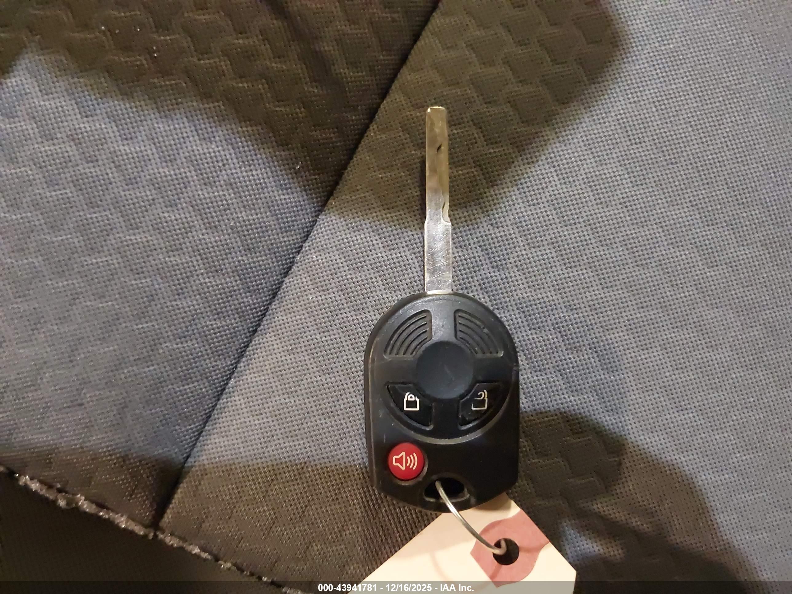 FORD ESCAPE image 11