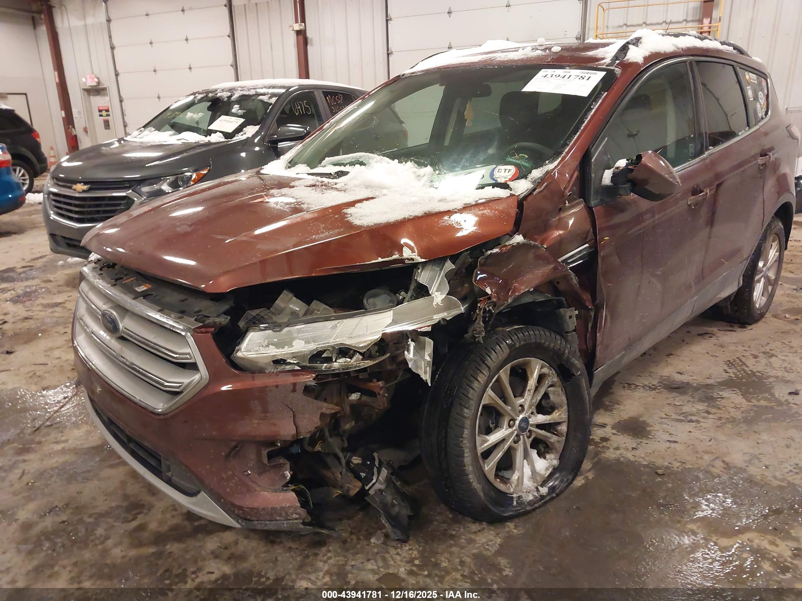 FORD ESCAPE image 6