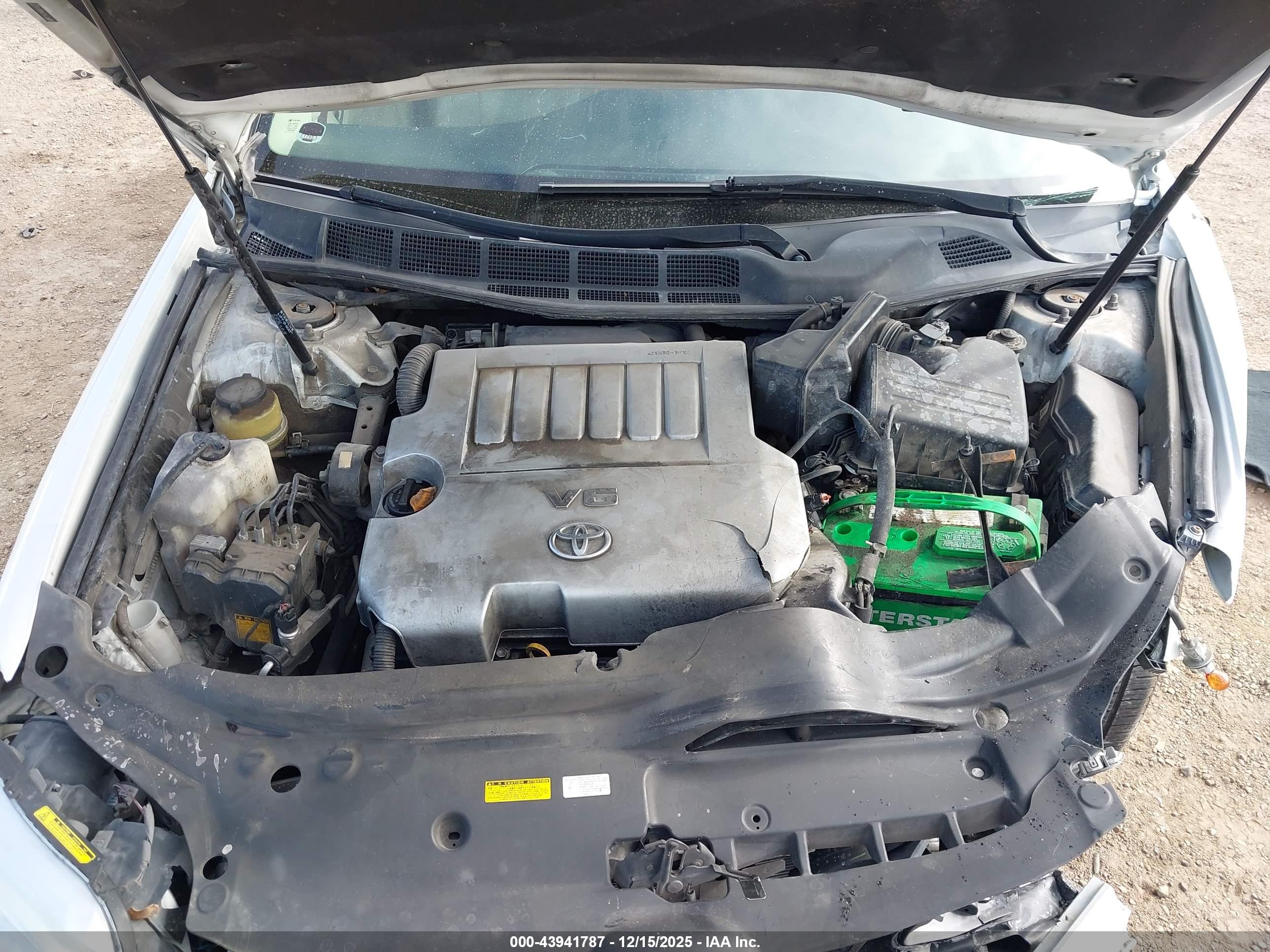 TOYOTA AVALON image 10