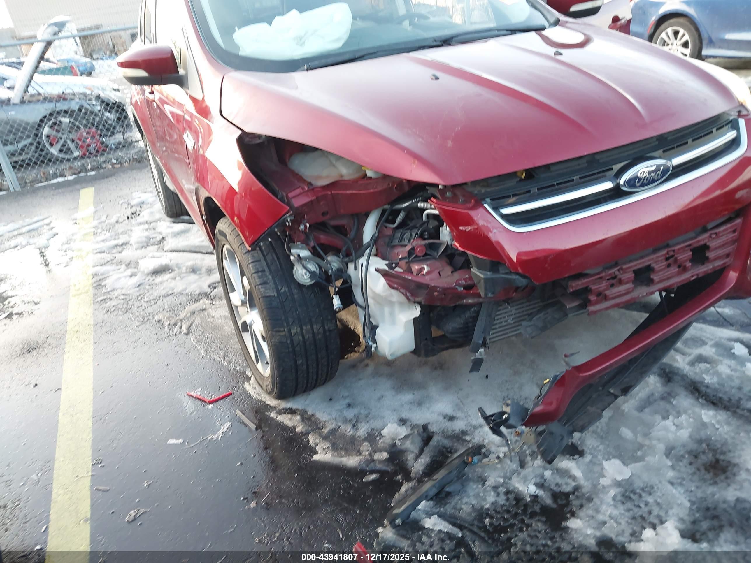 FORD ESCAPE image 6