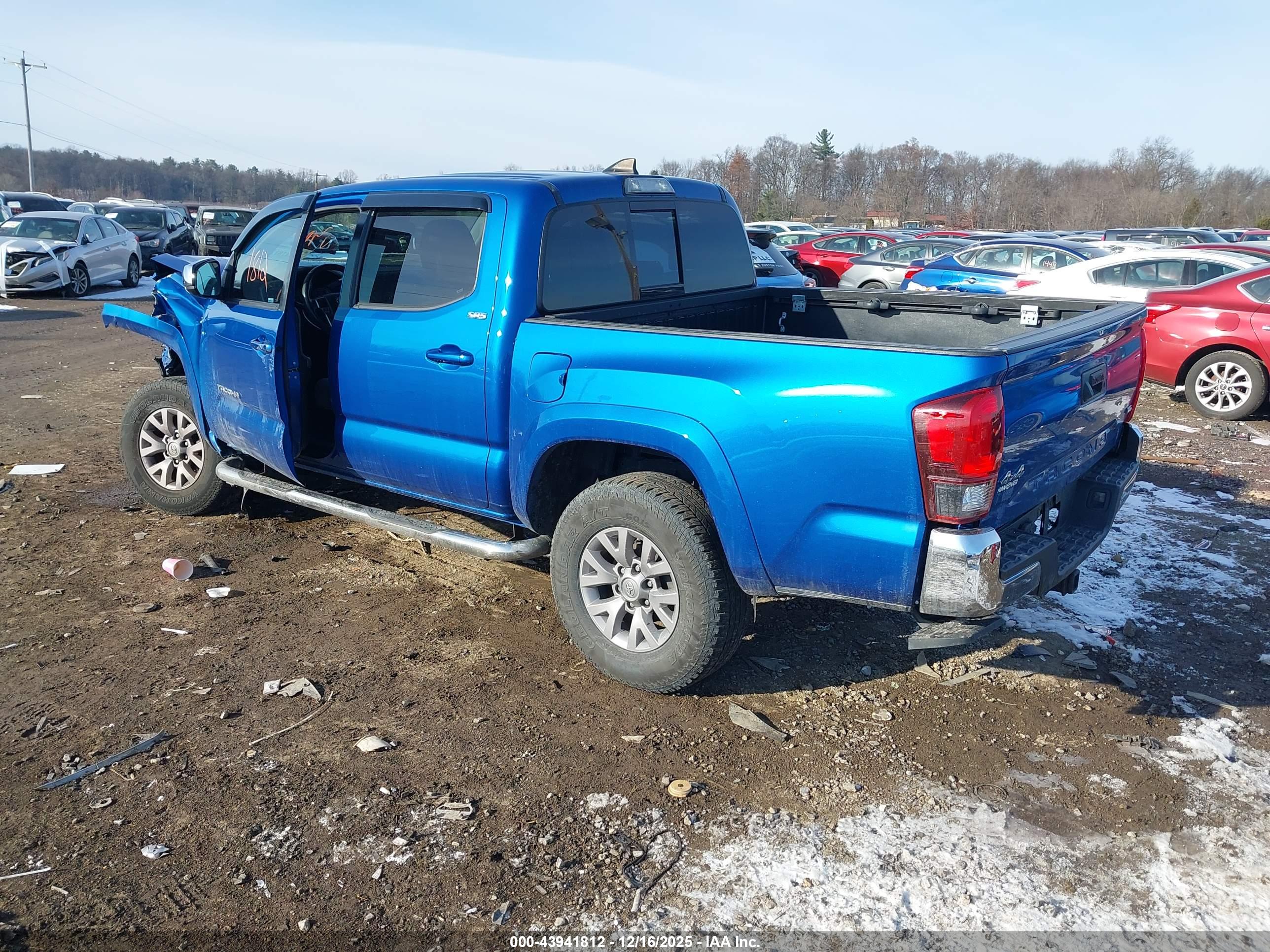 TOYOTA TACOMA image 3