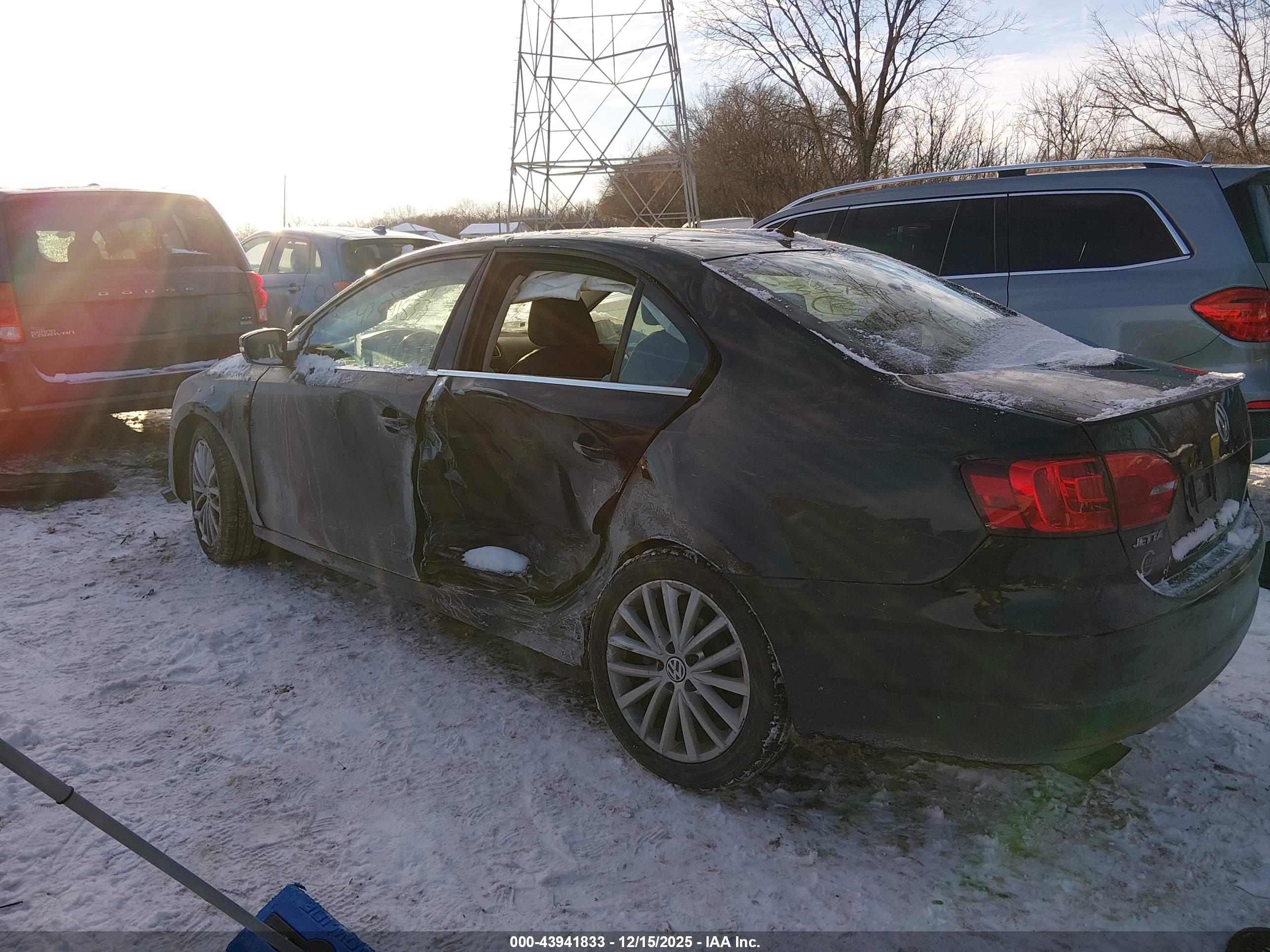 VOLKSWAGEN JETTA image 3