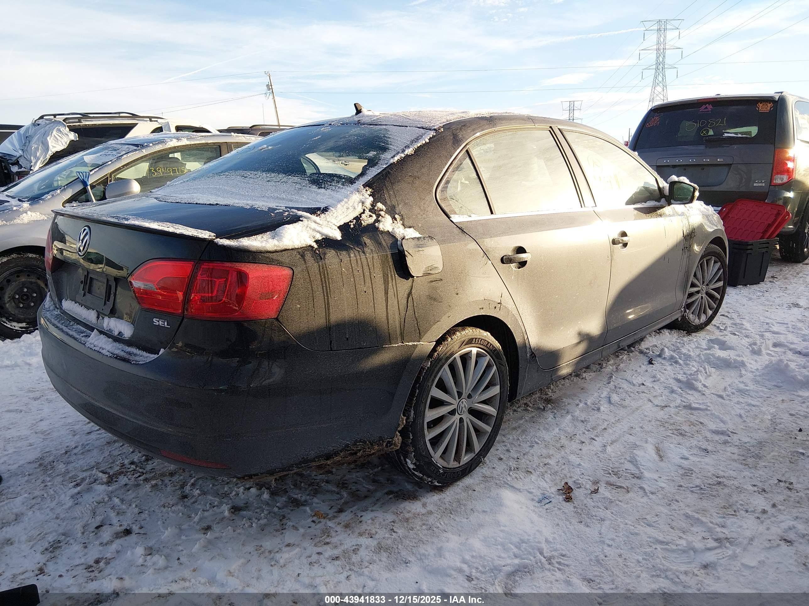 VOLKSWAGEN JETTA image 4