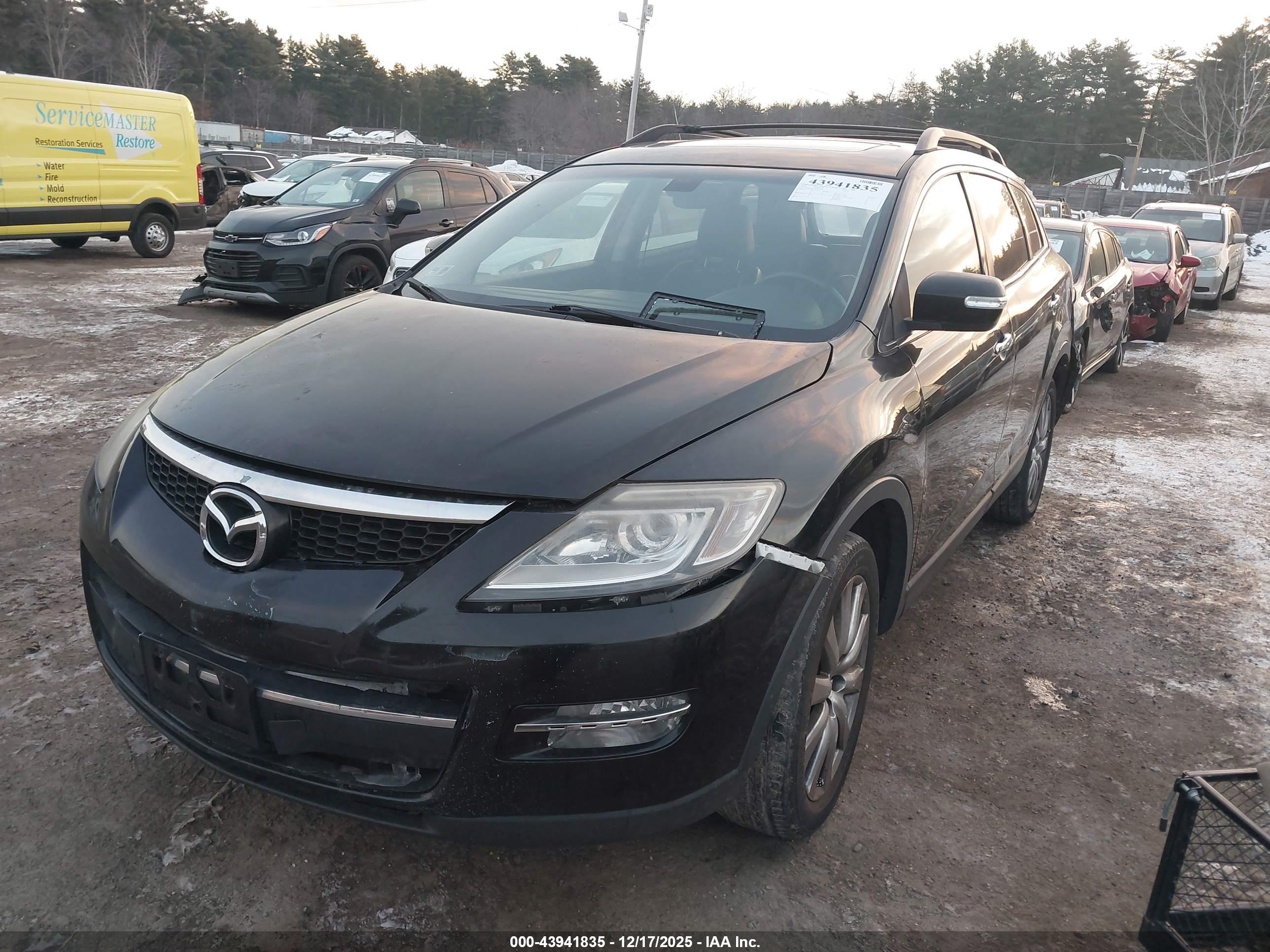 MAZDA CX-9 image 2
