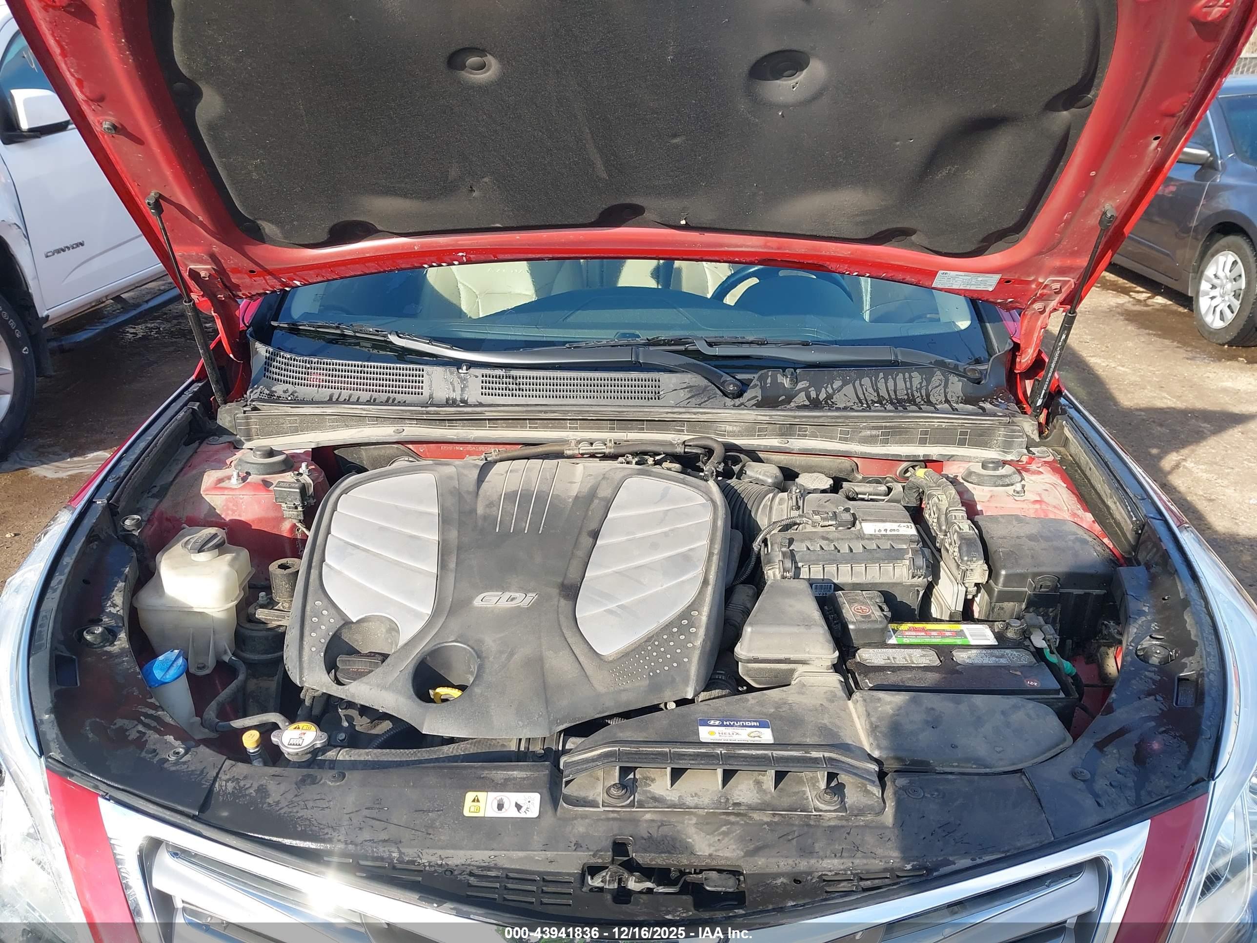 HYUNDAI AZERA image 10