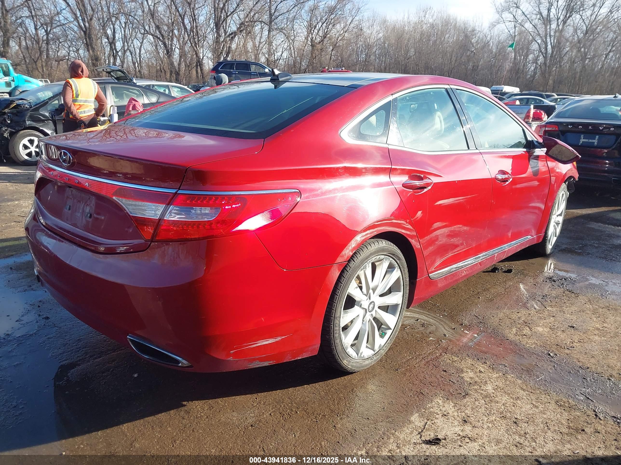 HYUNDAI AZERA image 4