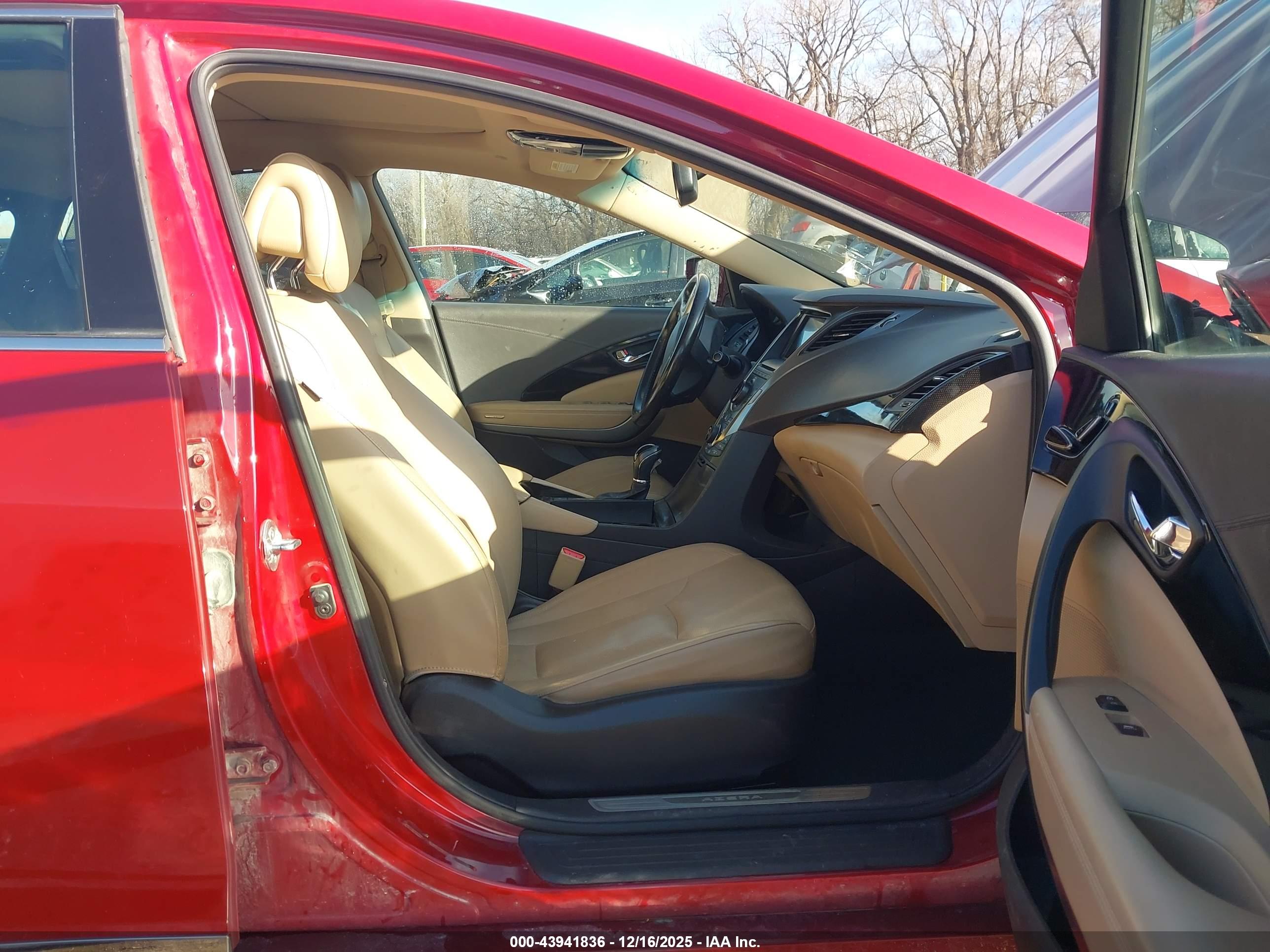 HYUNDAI AZERA image 5