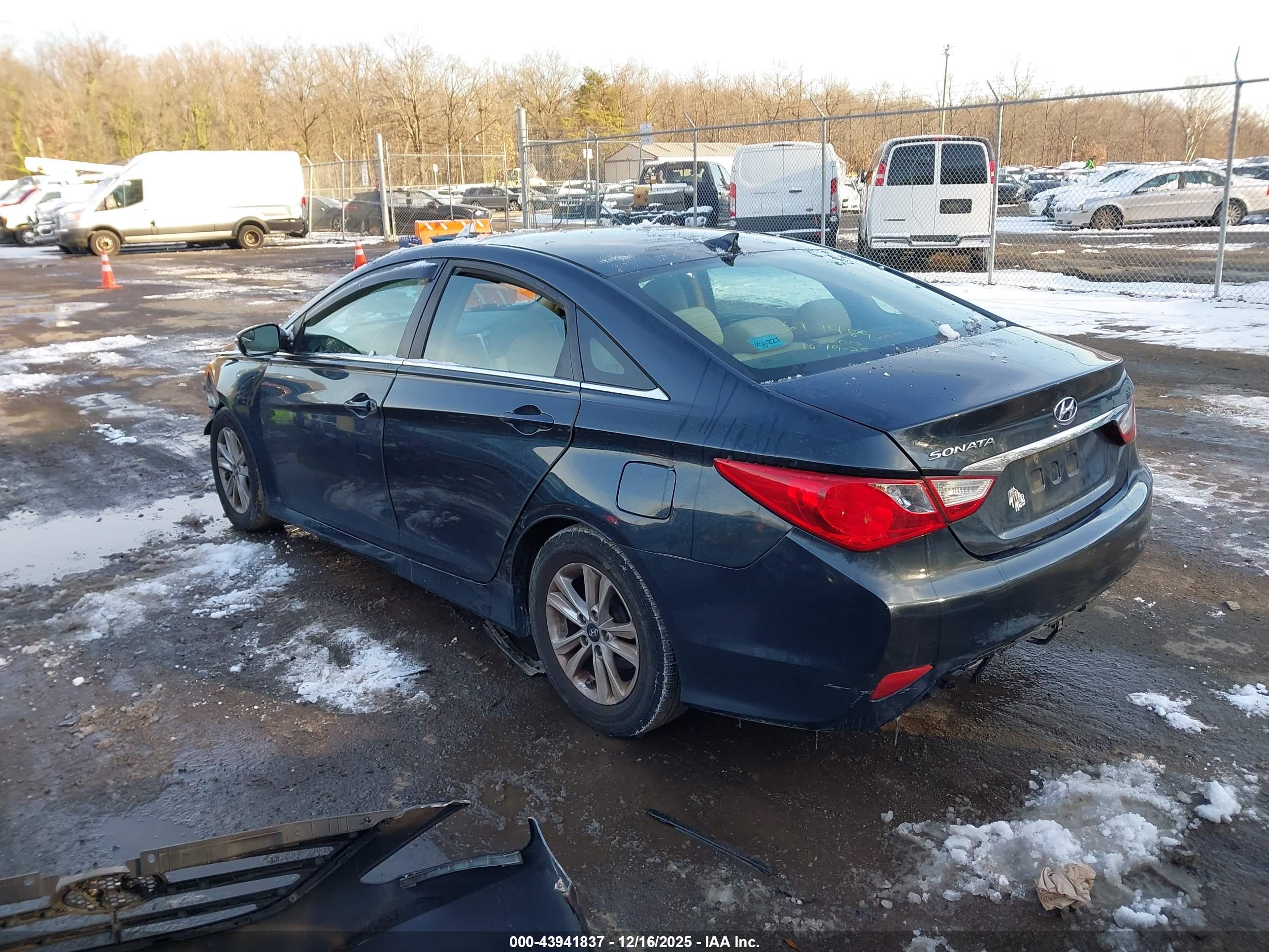HYUNDAI SONATA image 3