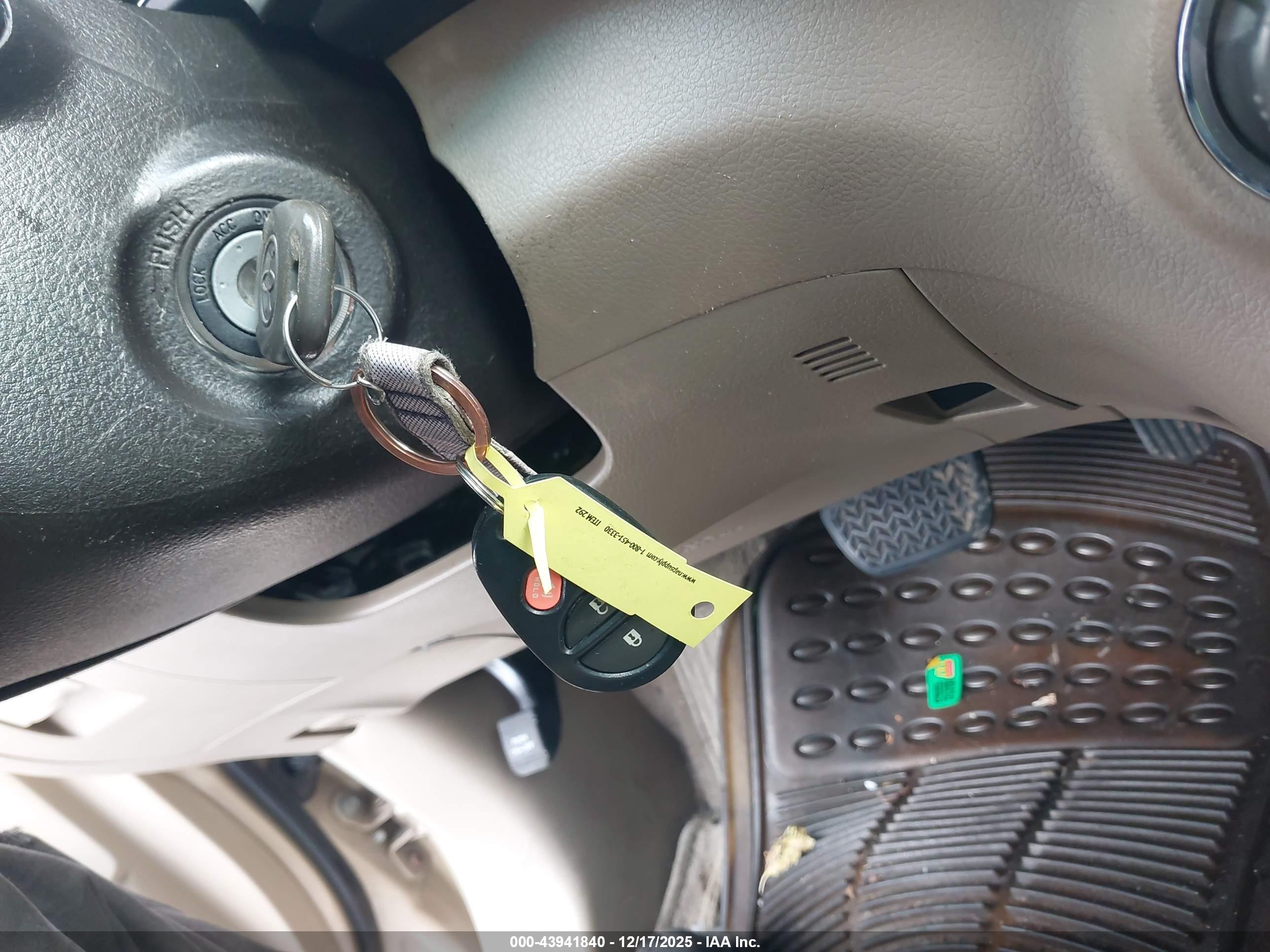TOYOTA HIGHLANDER image 11