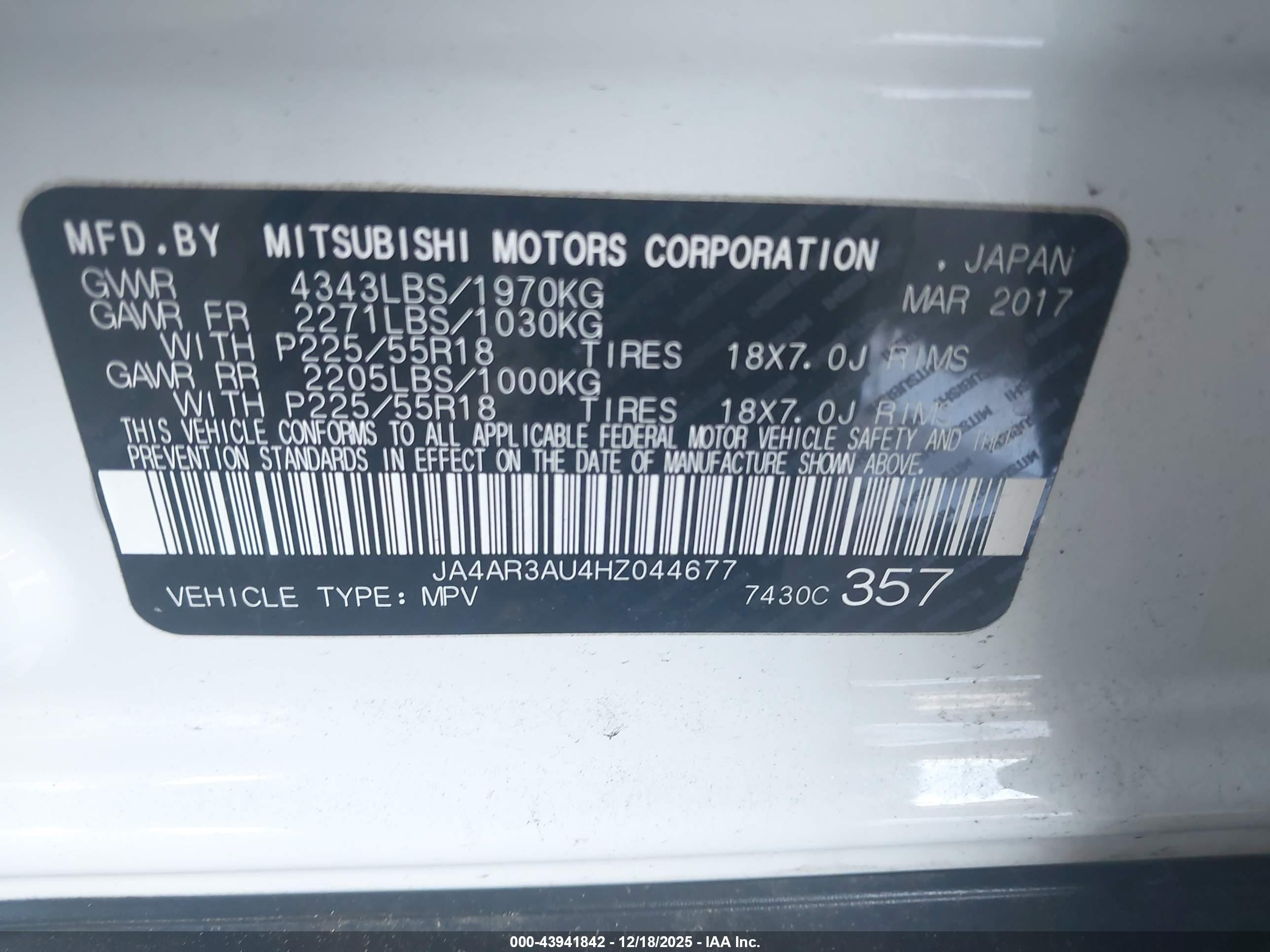 MITSUBISHI OUTLANDER image 9