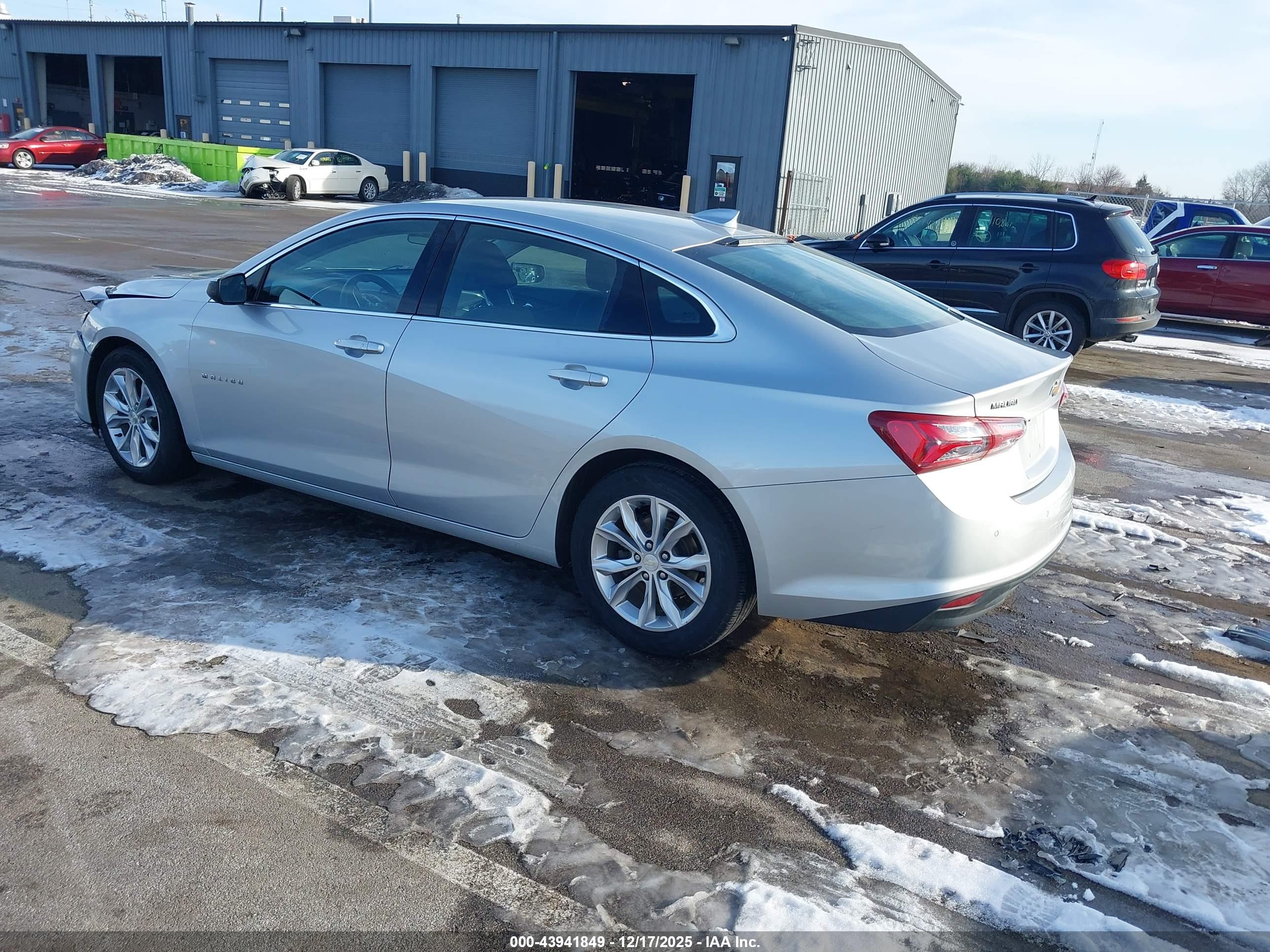 CHEVROLET MALIBU image 3