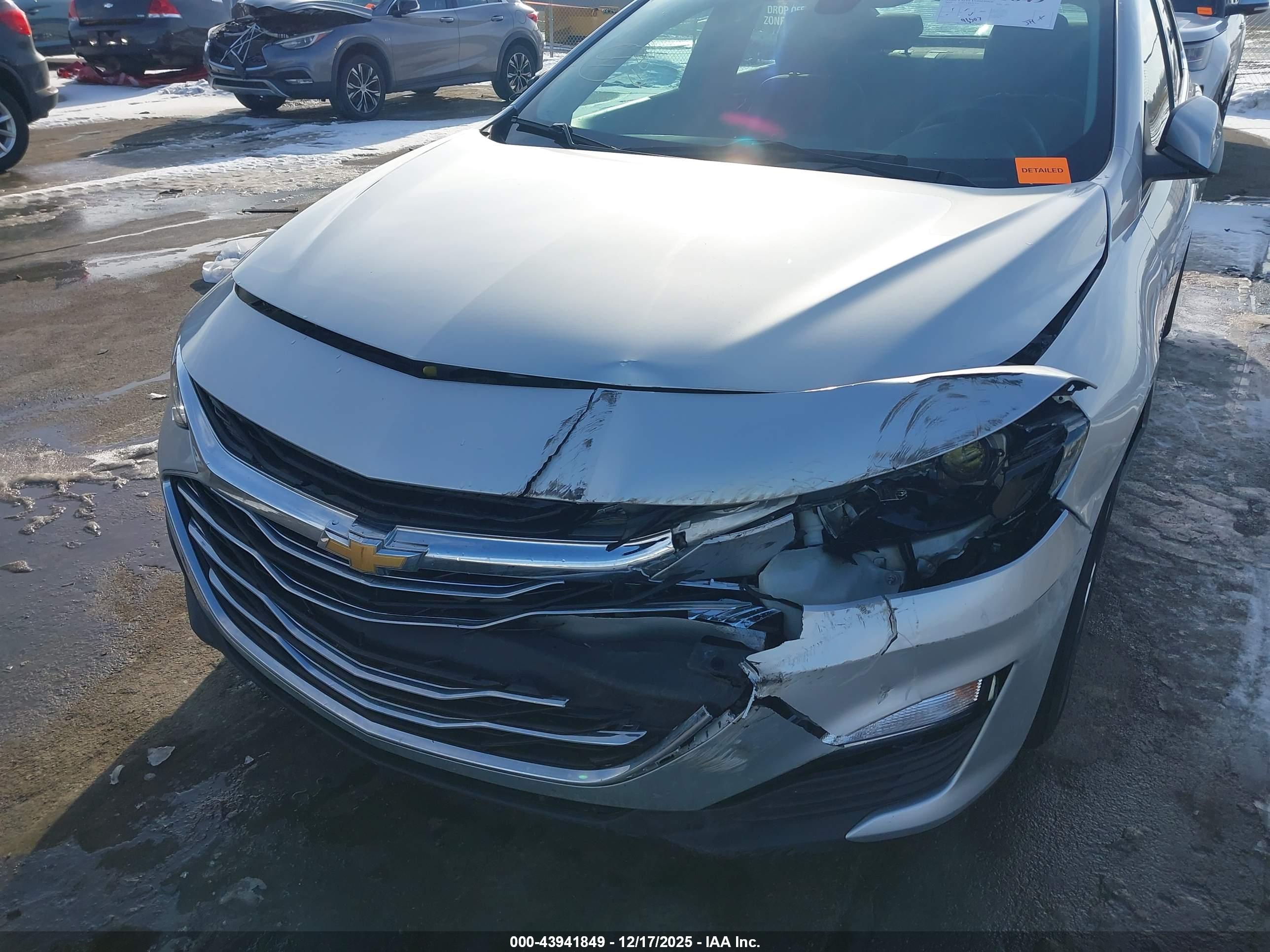 CHEVROLET MALIBU image 6