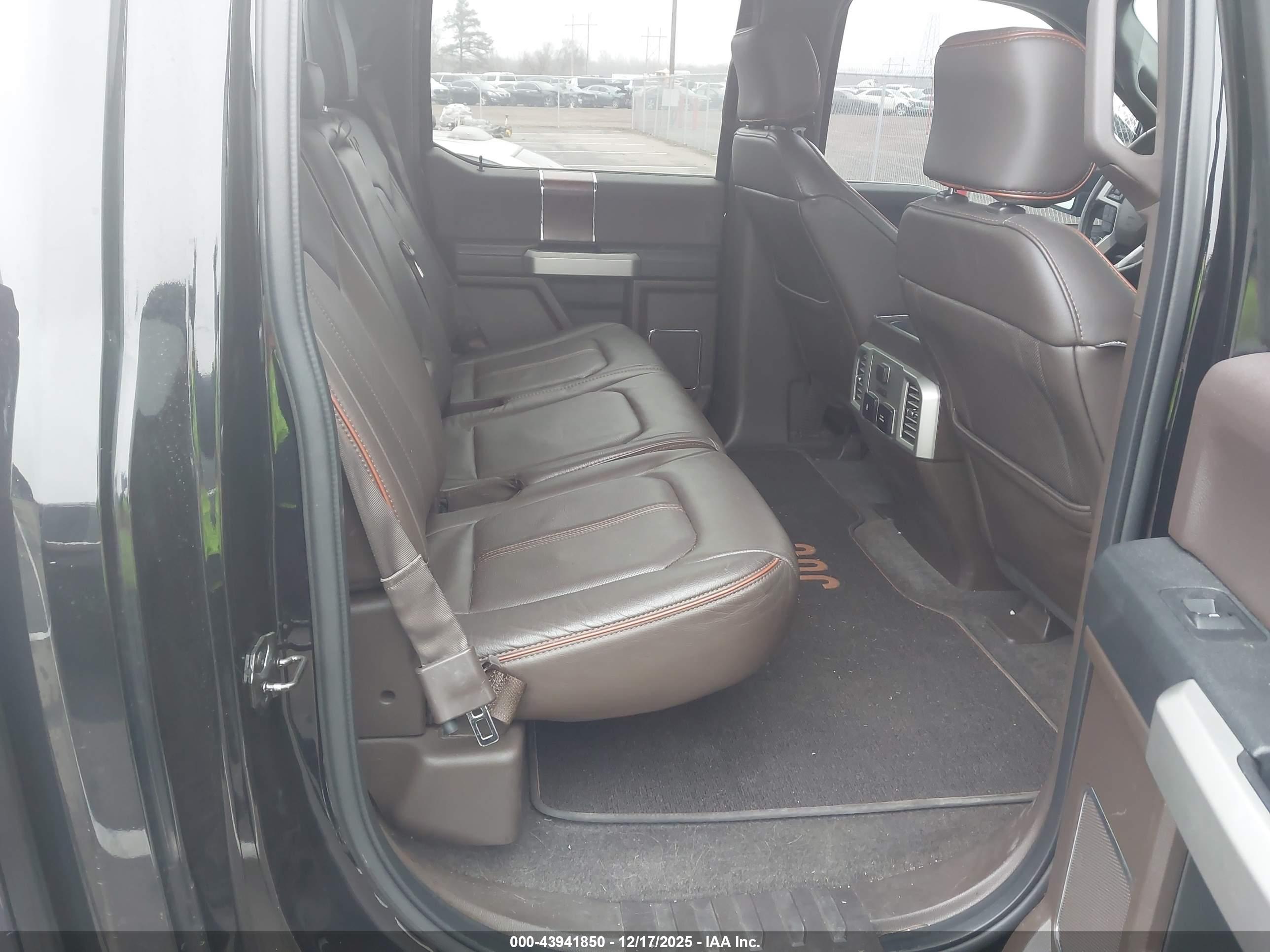 FORD F-150 image 8