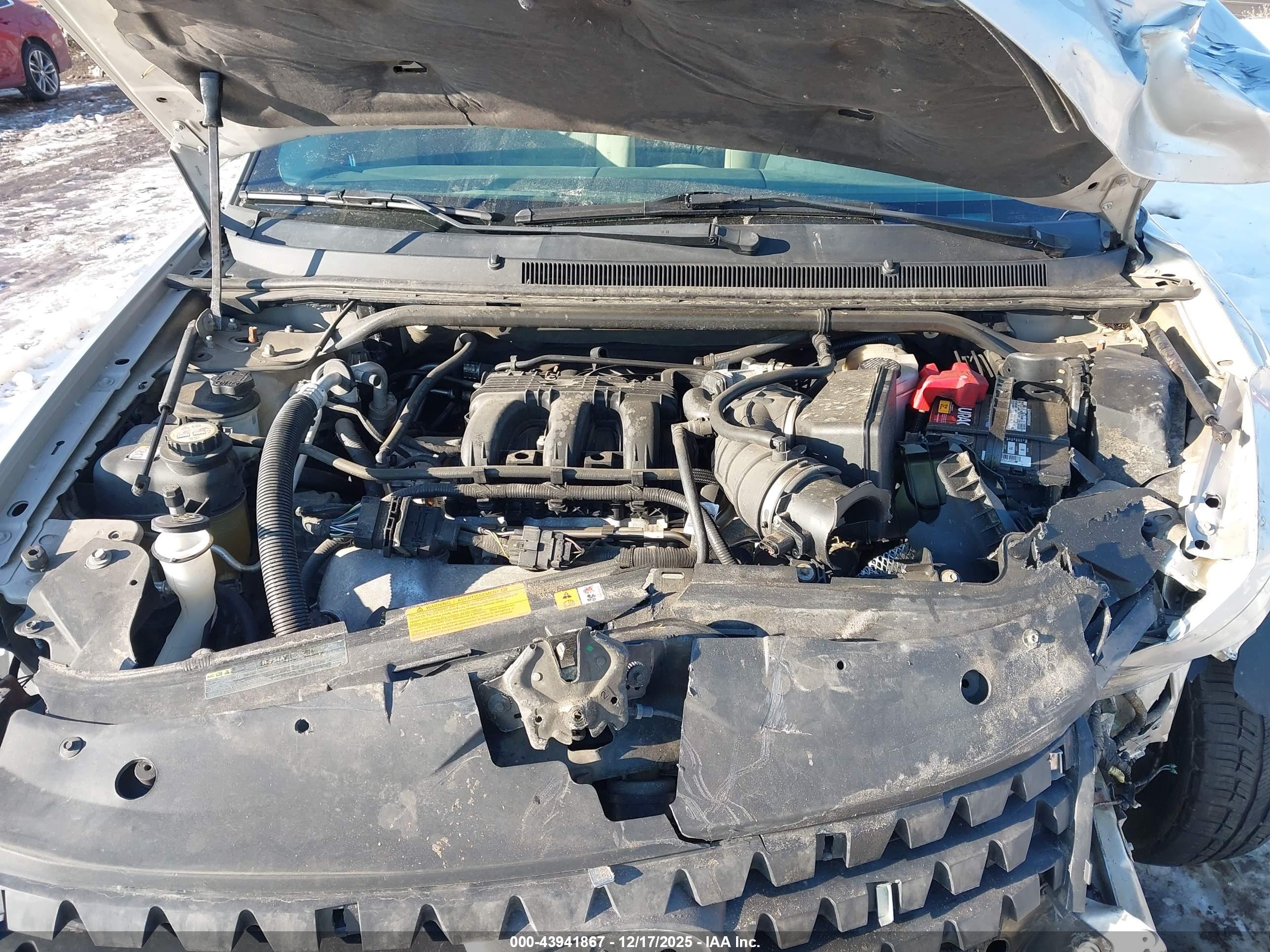 FORD TAURUS image 10
