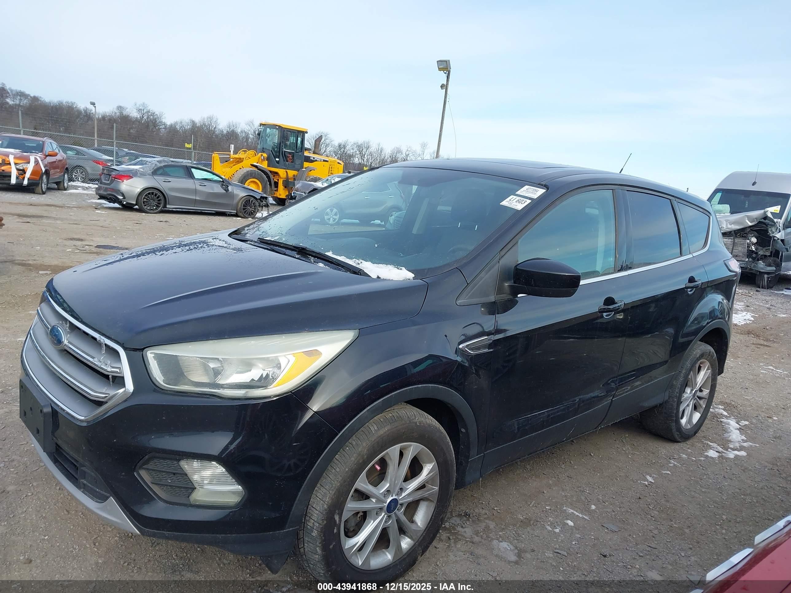 FORD ESCAPE image 6