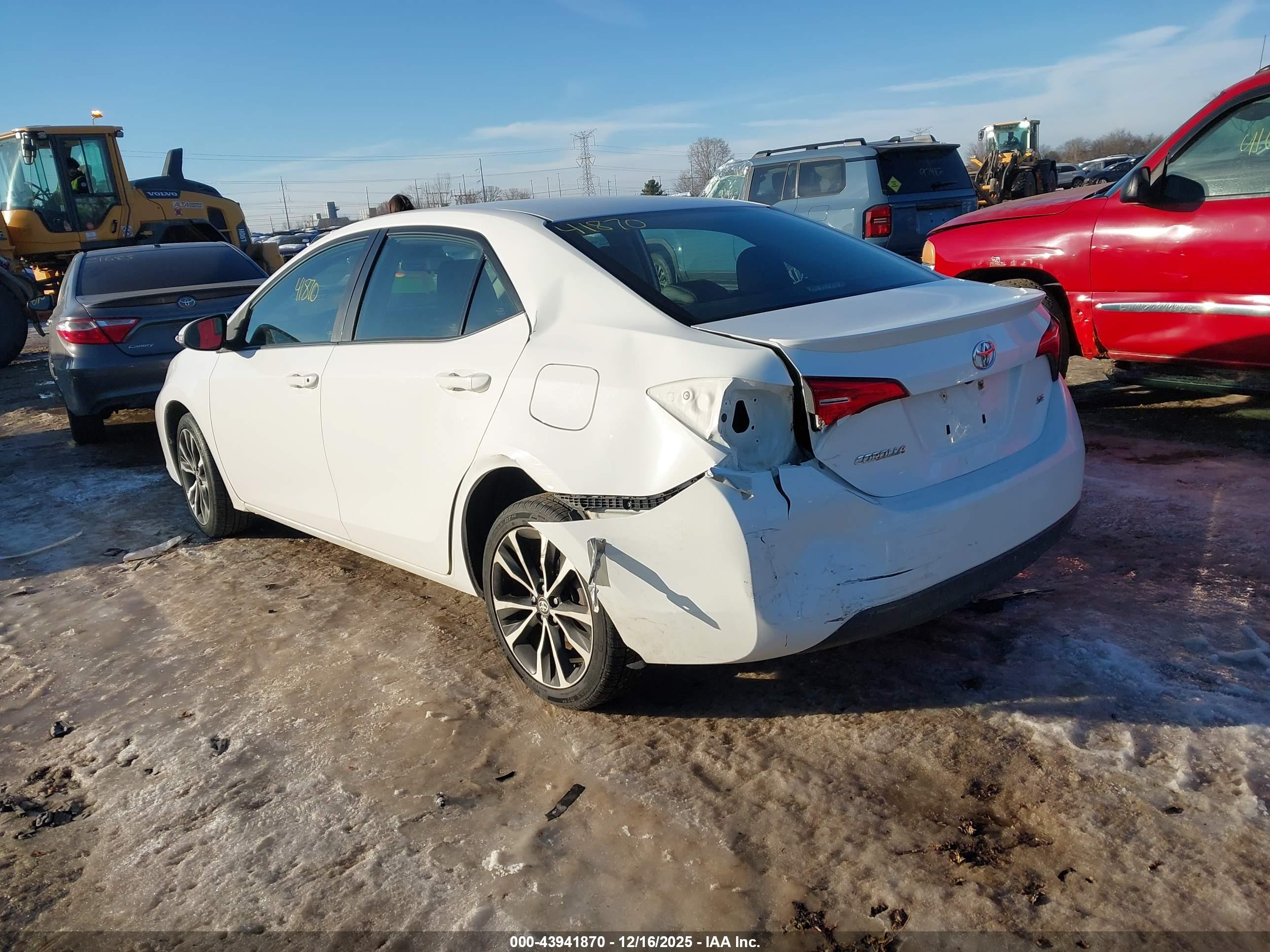 TOYOTA COROLLA image 3