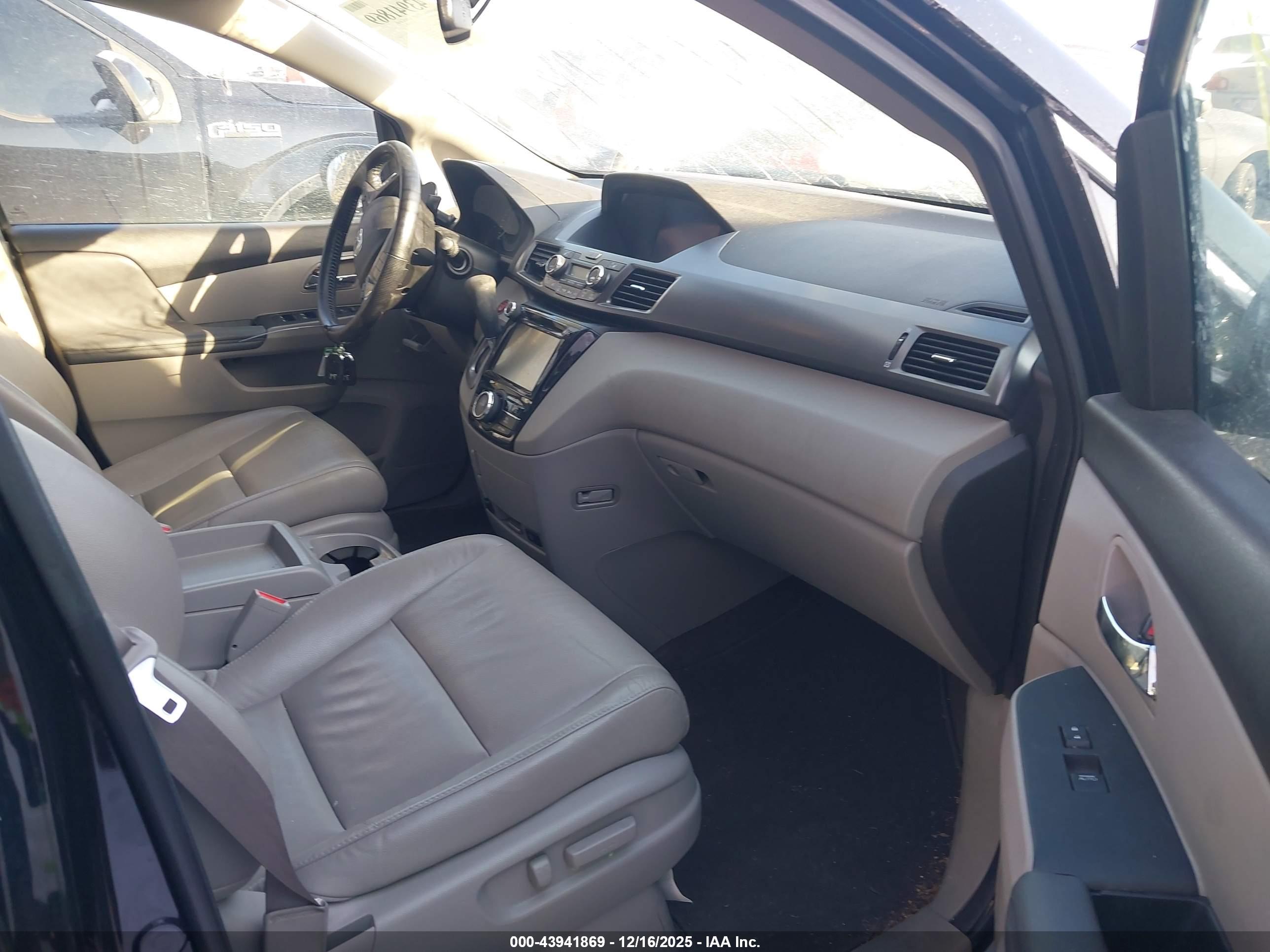 HONDA ODYSSEY image 5