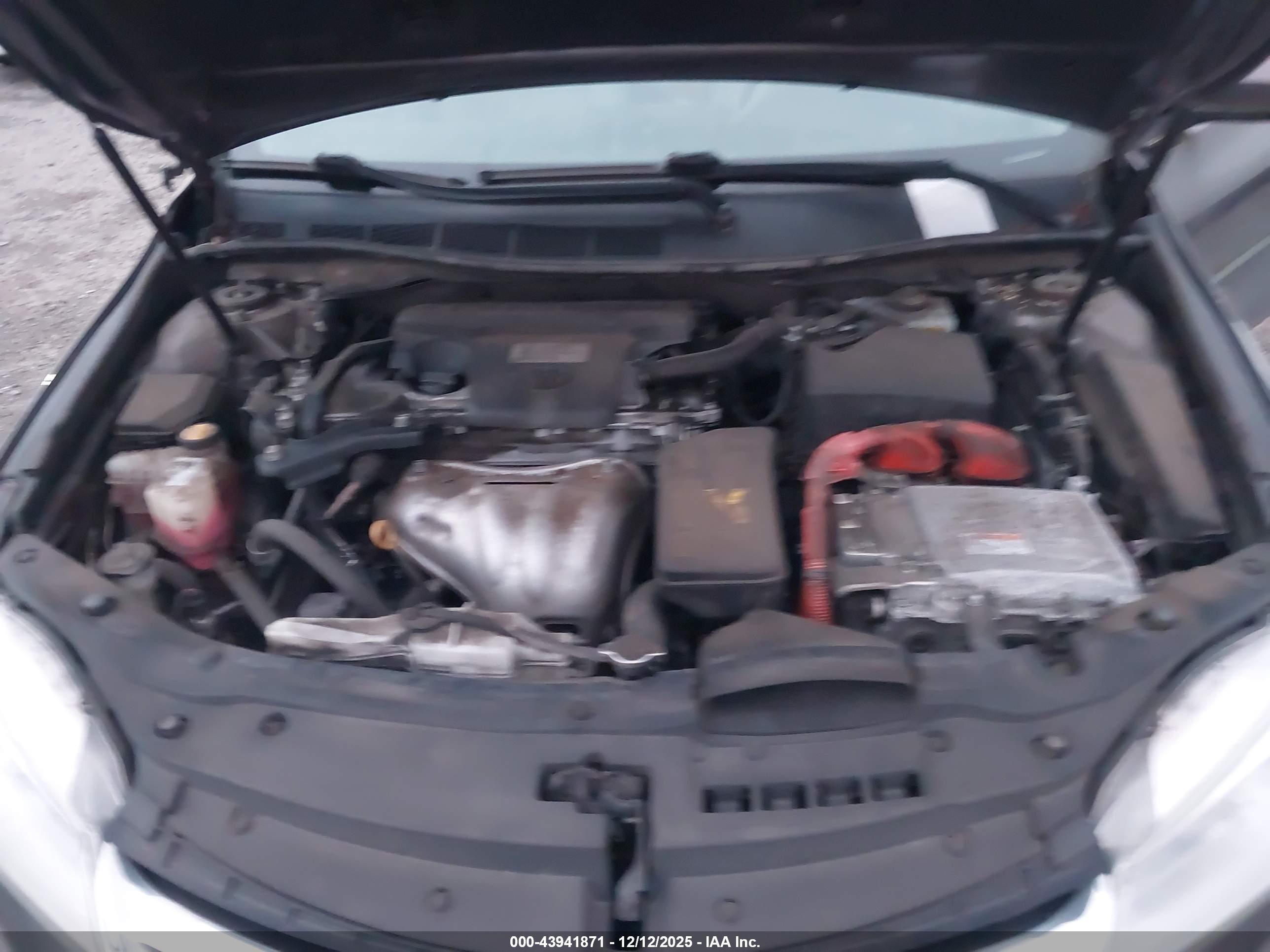 TOYOTA CAMRY image 10