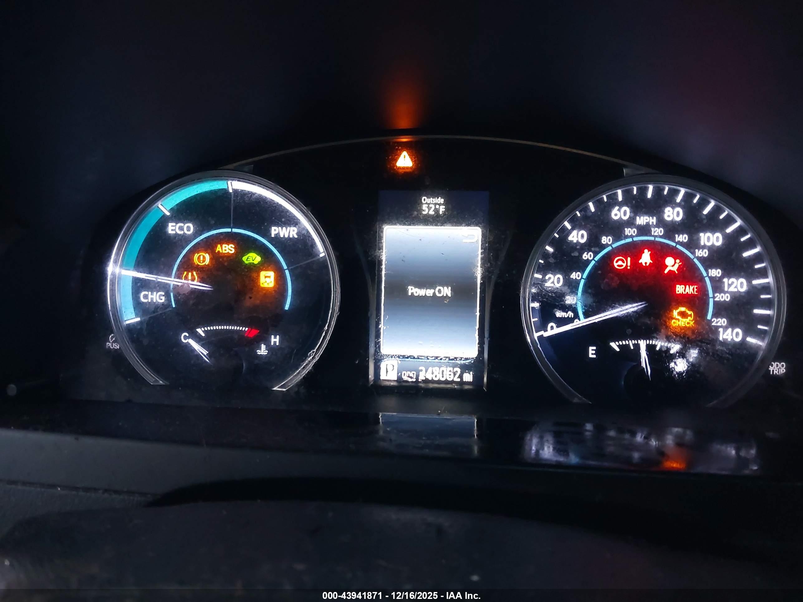 TOYOTA CAMRY image 7
