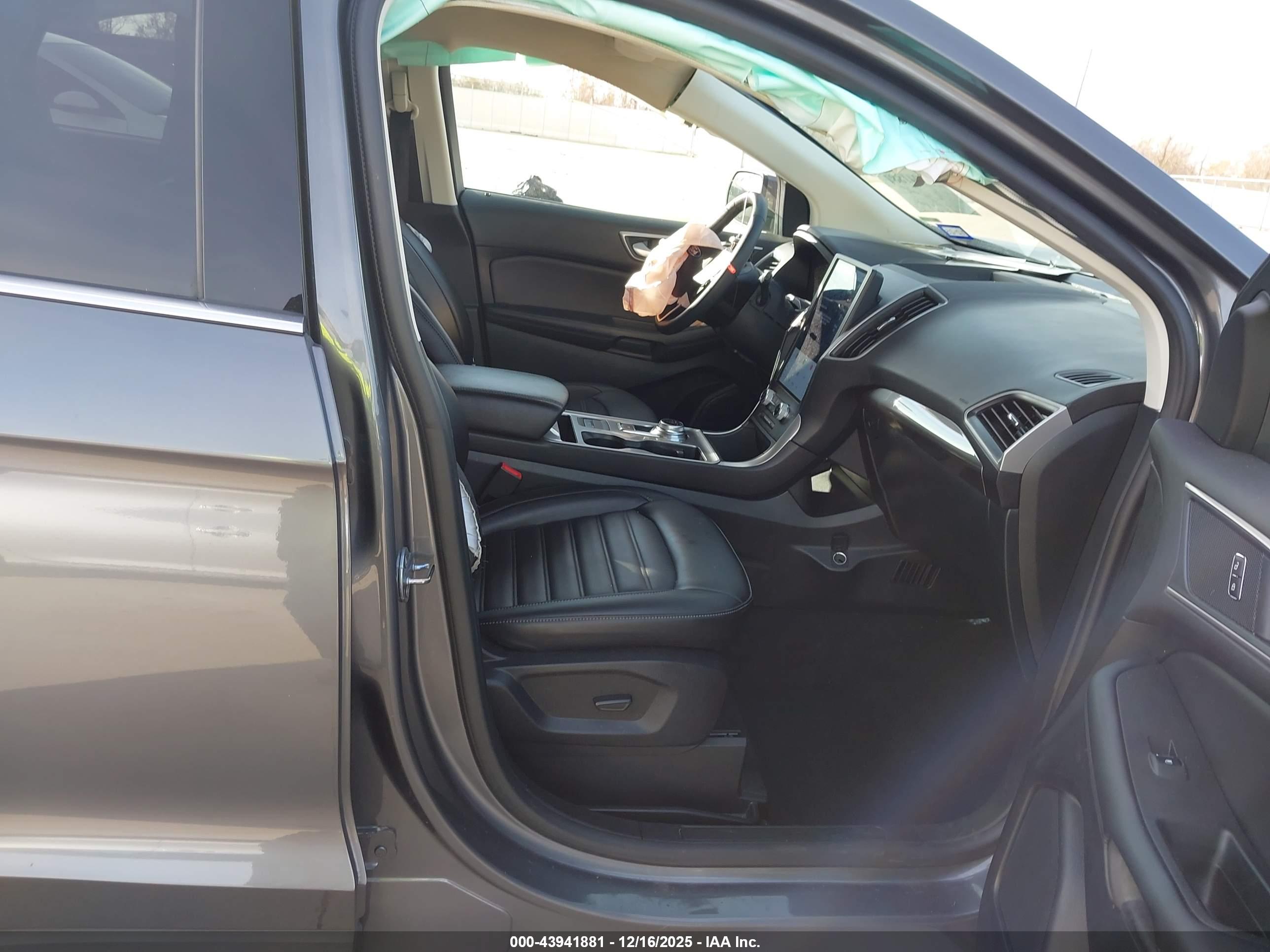 FORD EDGE image 5