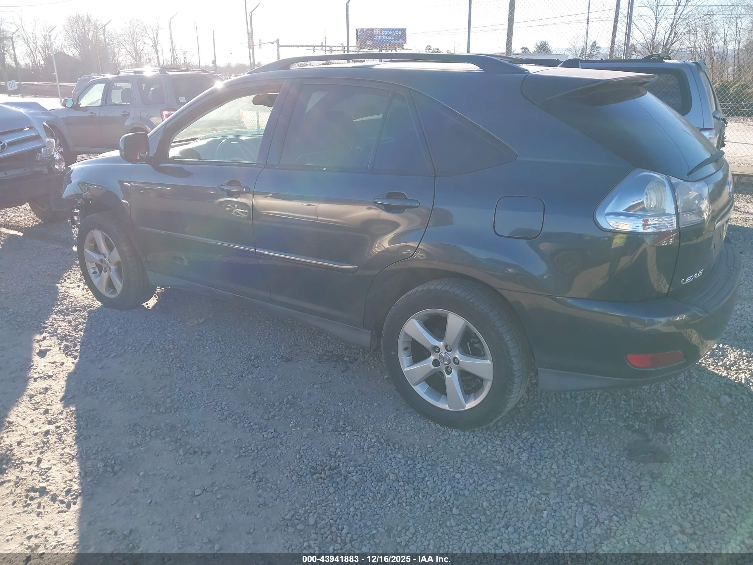 LEXUS RX image 3