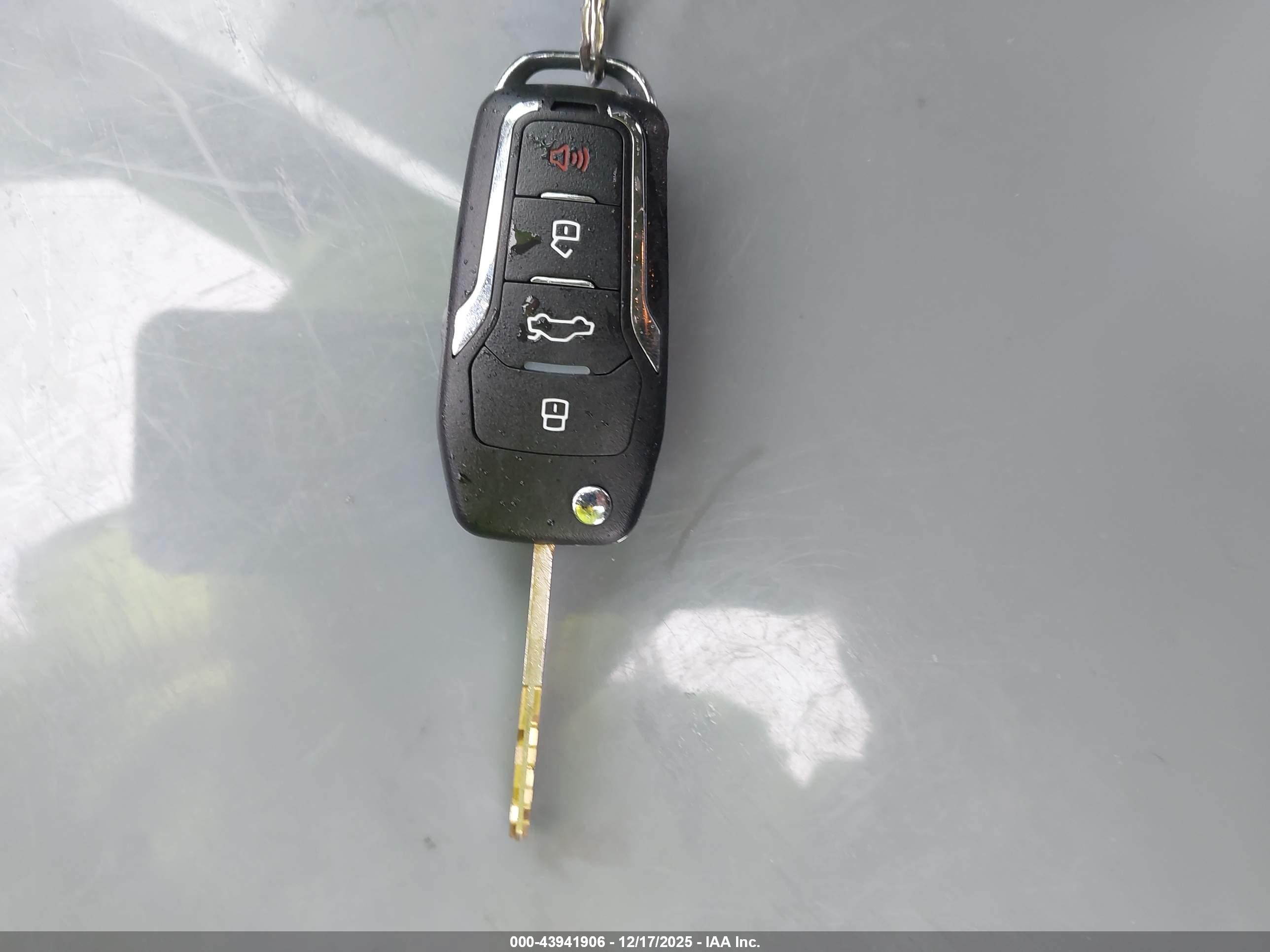HONDA FIT image 11