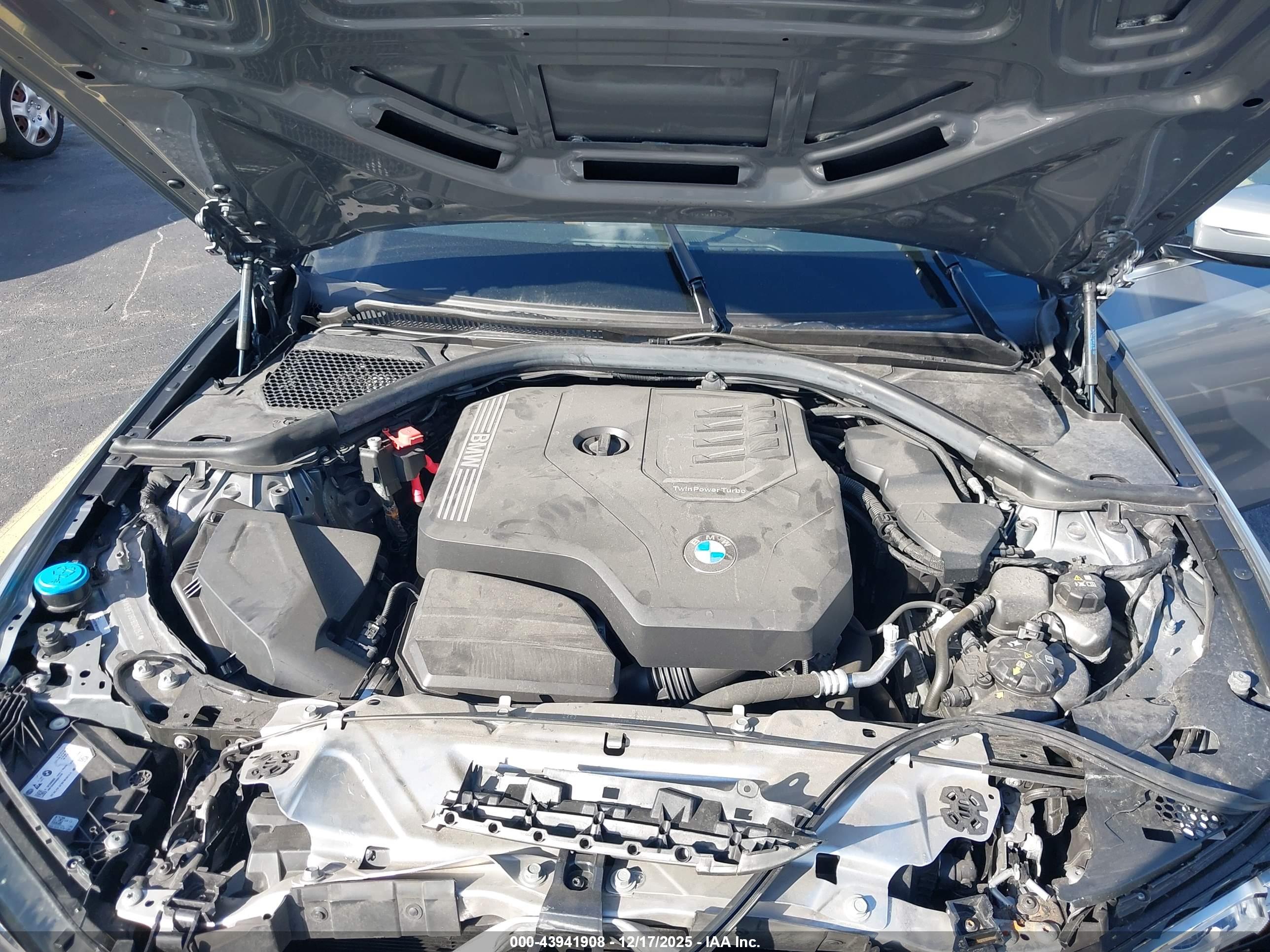BMW 330I image 10